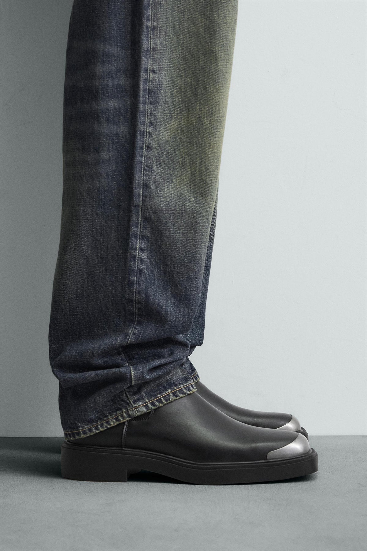 CHELSEA BOOTS WITH METAL DETAIL - Image 1