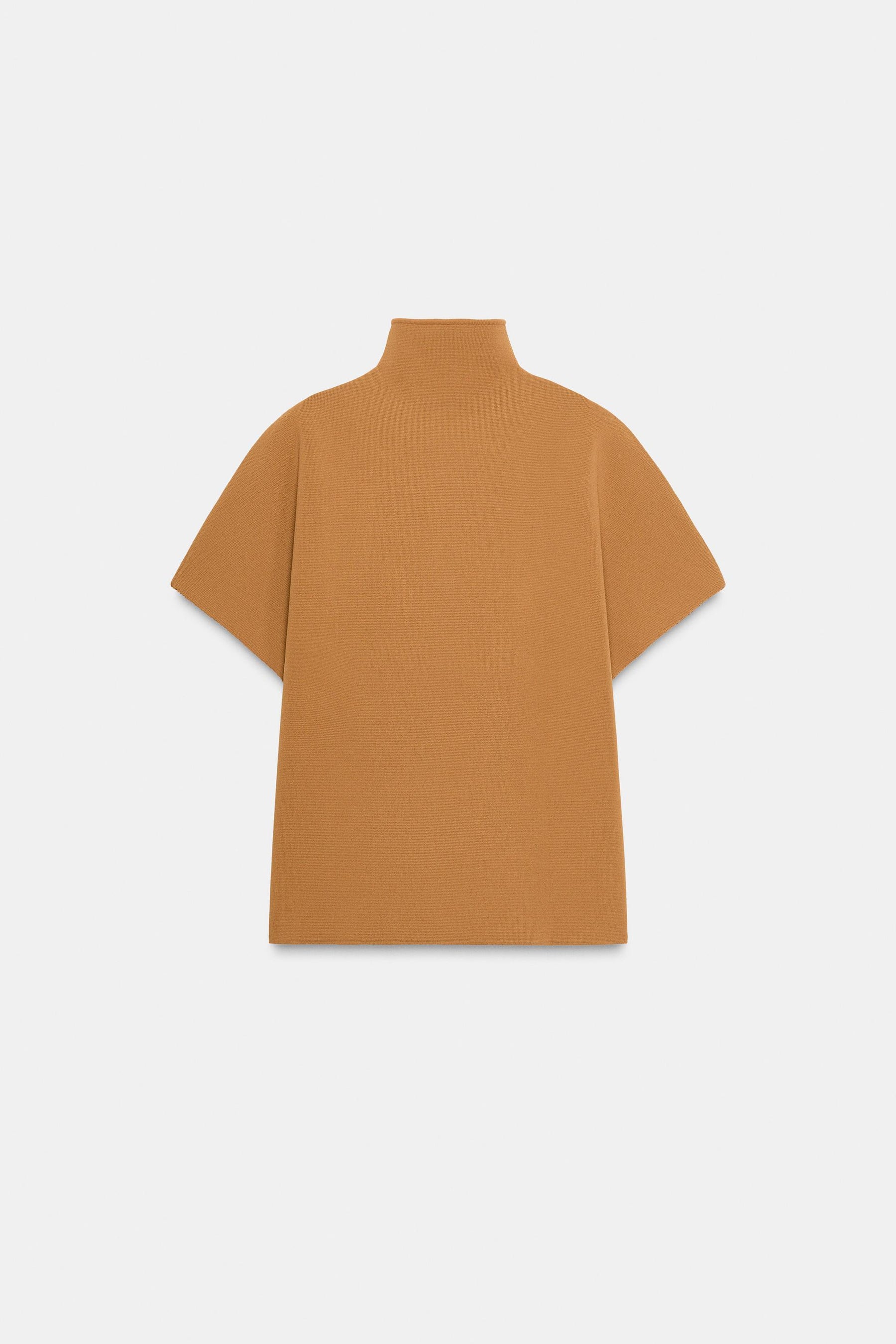 SHORT SLEEVE KNIT JUMPER WITH ZIP - Image 2