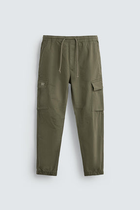 Slim Cargo Pants
