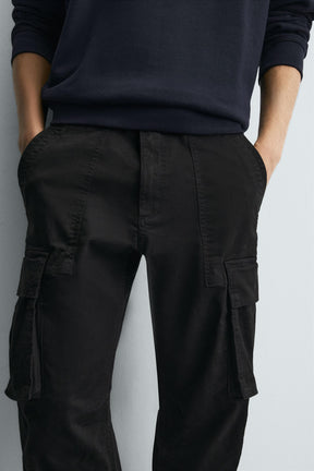 Relaxed Cargo Pants