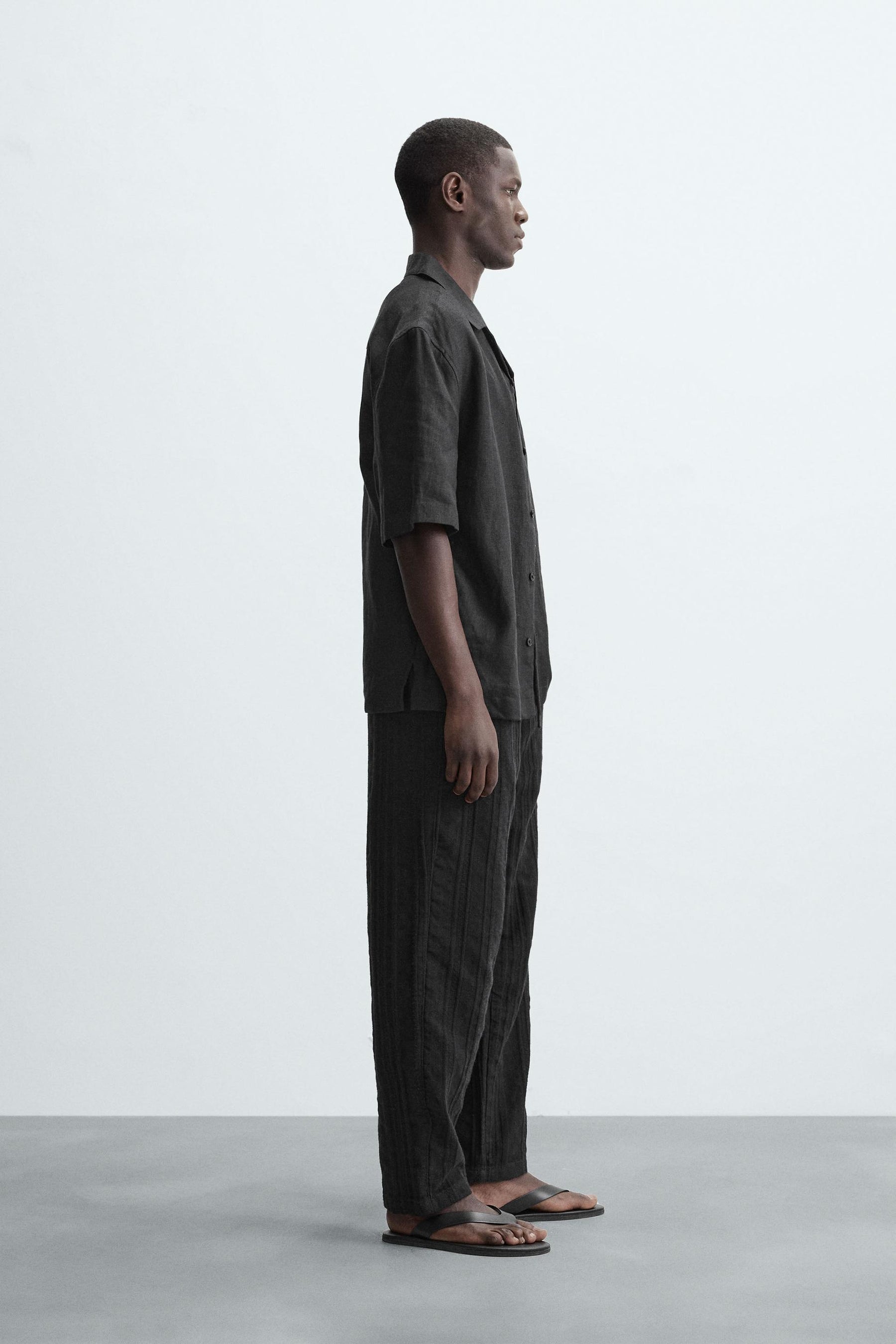 RELAXED FIT TEXTURED TROUSERS - Image 4