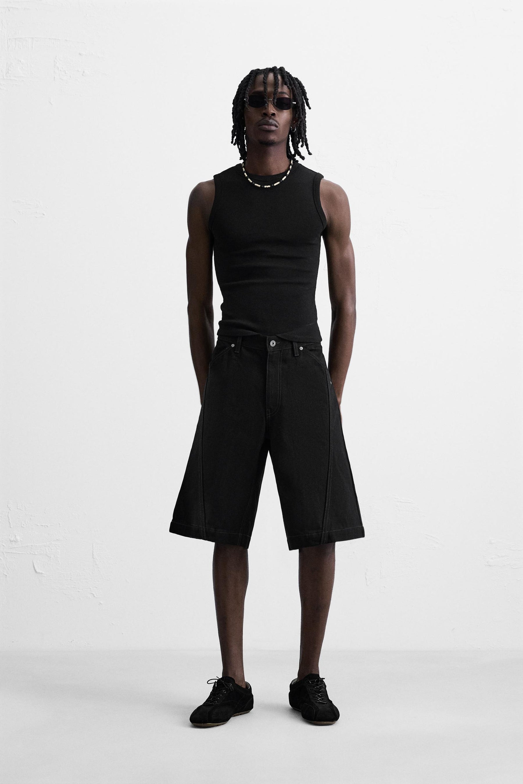 BAGGY FIT DENIM BERMUDA SHORTS WITH STITCHING - Image 1