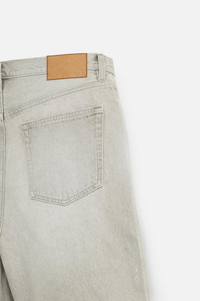 STRAIGHT-LEG DENIM BERMUDA SHORTS - Image 9