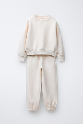 SWEATSHIRT AND JOGGER TROUSERS SET - Image 1