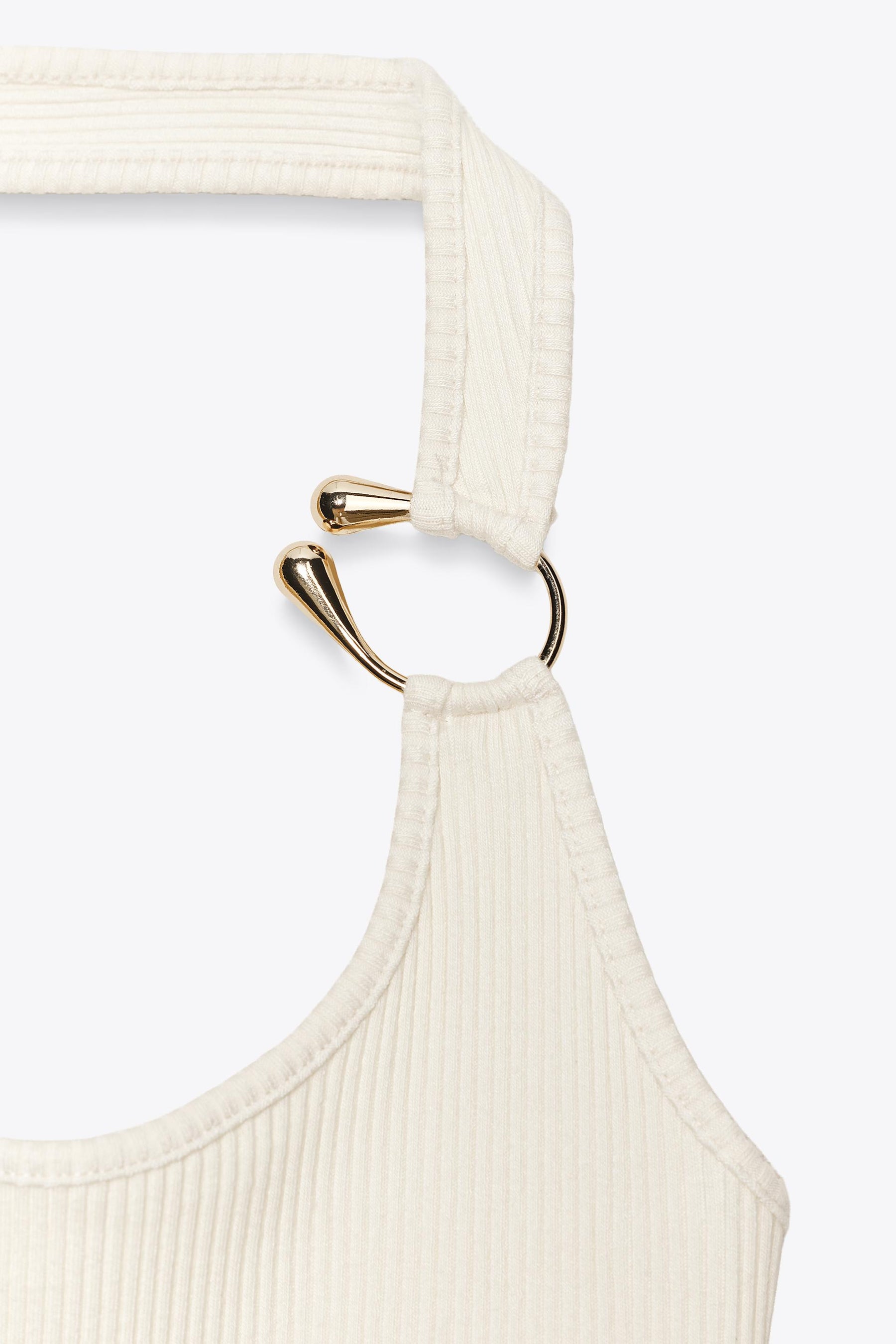 Ribbed Top with Metal