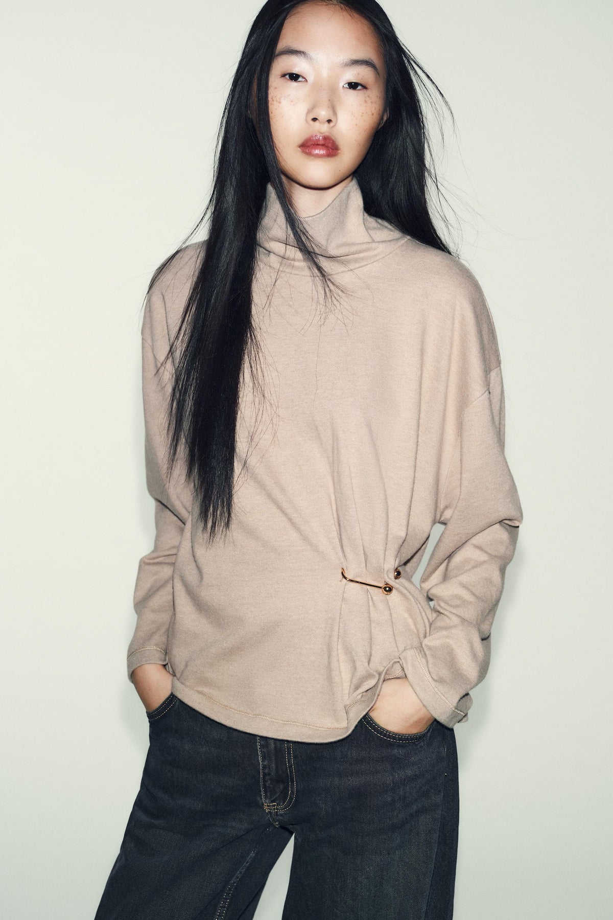 SOFT TOP WITH APPLIQUÉ