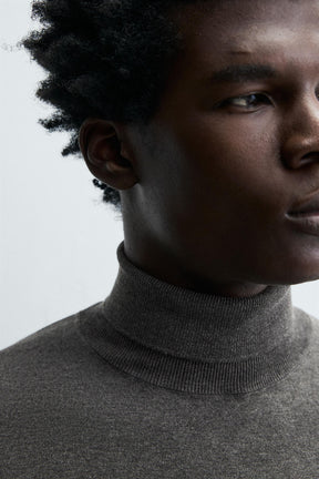 BASIC HIGH NECK SWEATER - Image 5