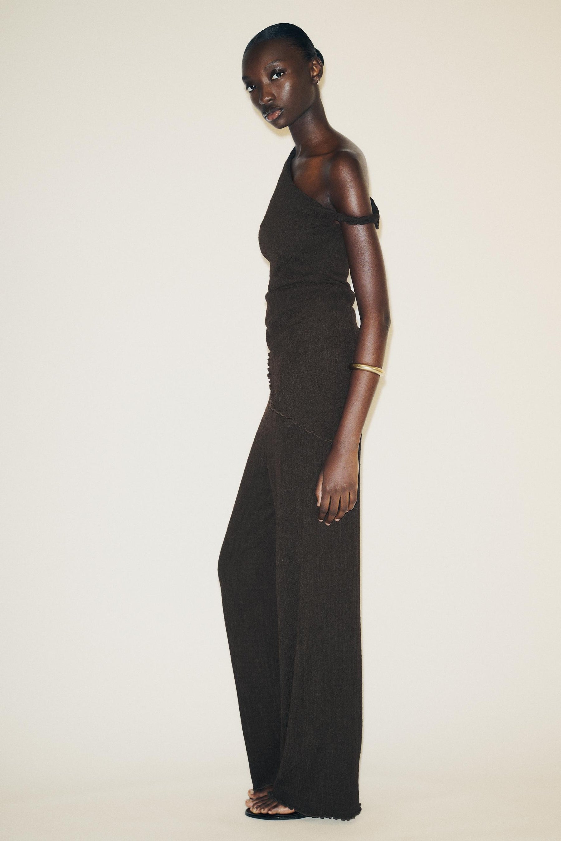 Textured wide-leg trousers