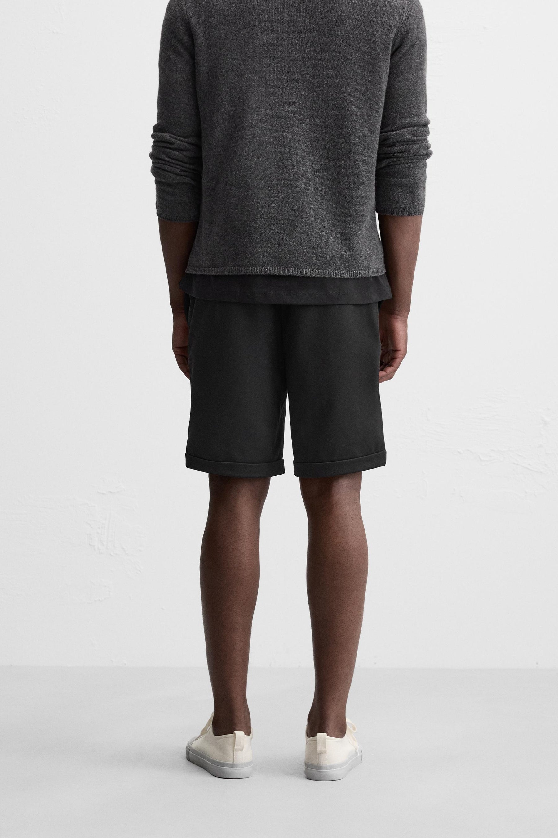 COMFORT BERMUDA SHORTS - Image 3