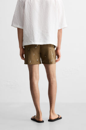 EMBROIDERED MID-LENGTH SWIMMING TRUNKS - Image 4