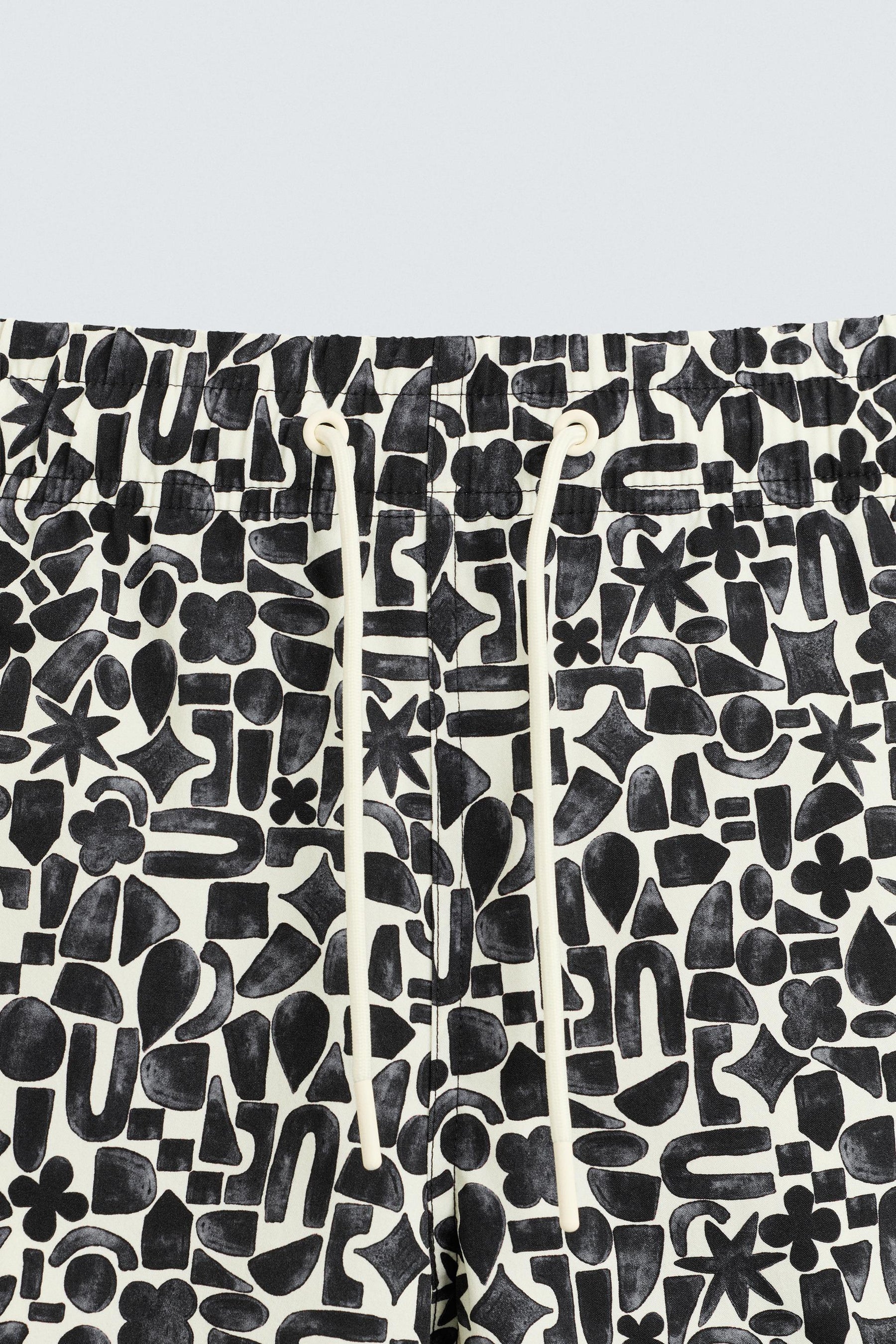 GEOMETRIC PRINT LONG SWIMMING TRUNKS - Image 7