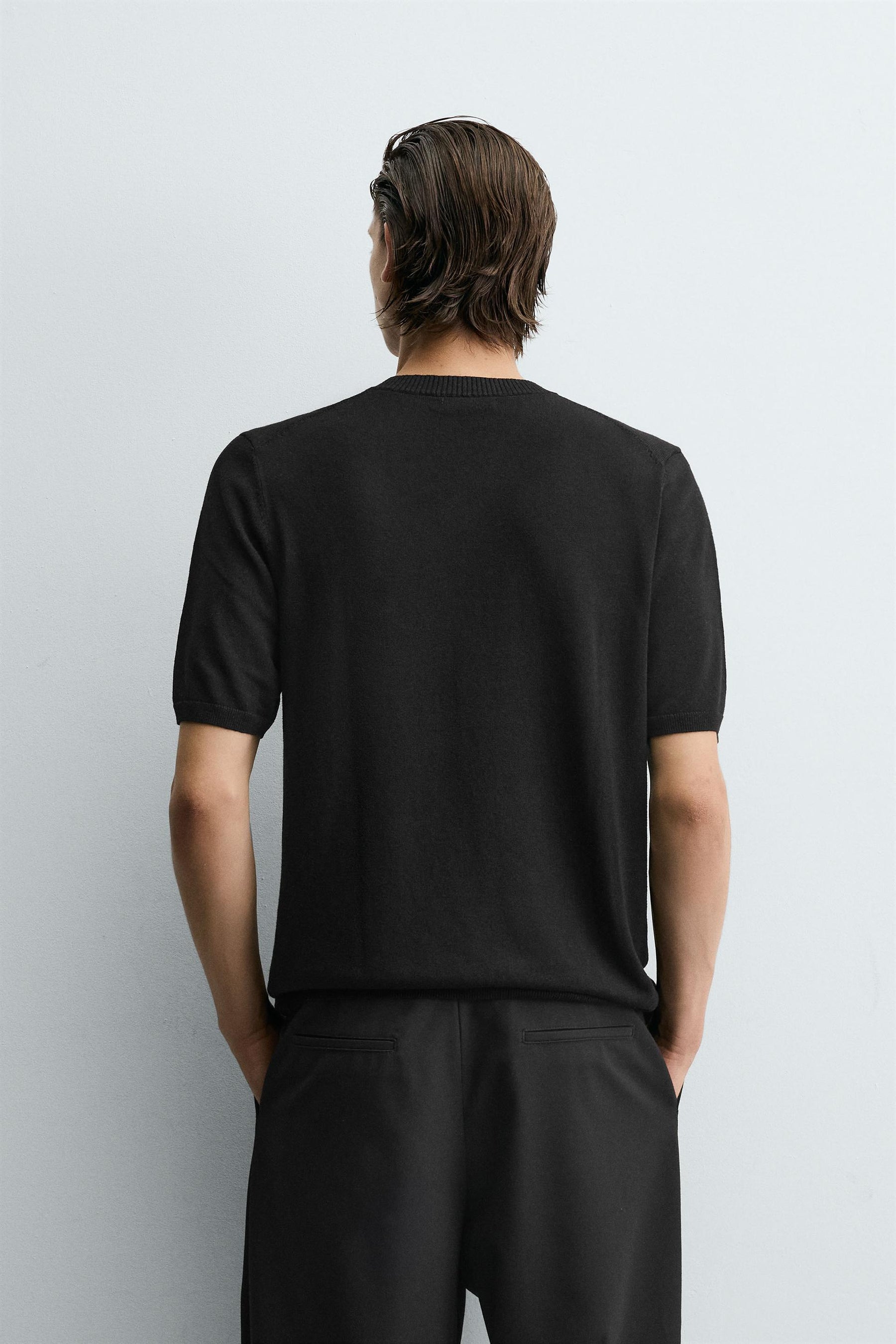 V-NECK KNIT T-SHIRT - Image 3