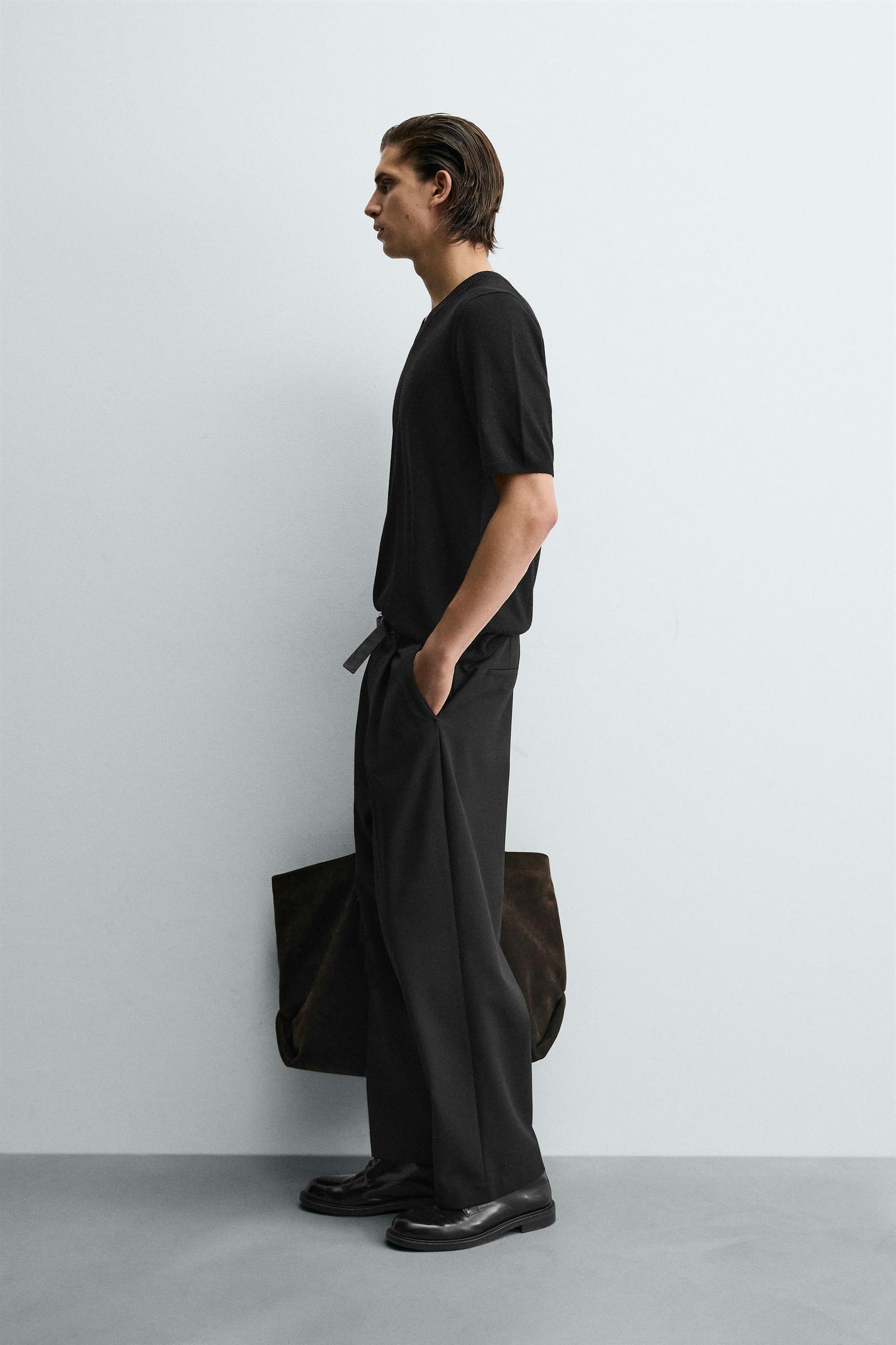 V-NECK KNIT T-SHIRT - Image 4