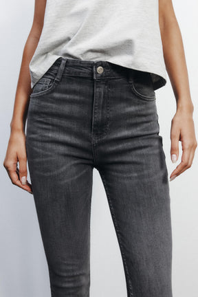 High-Waist Sculpt Jeans