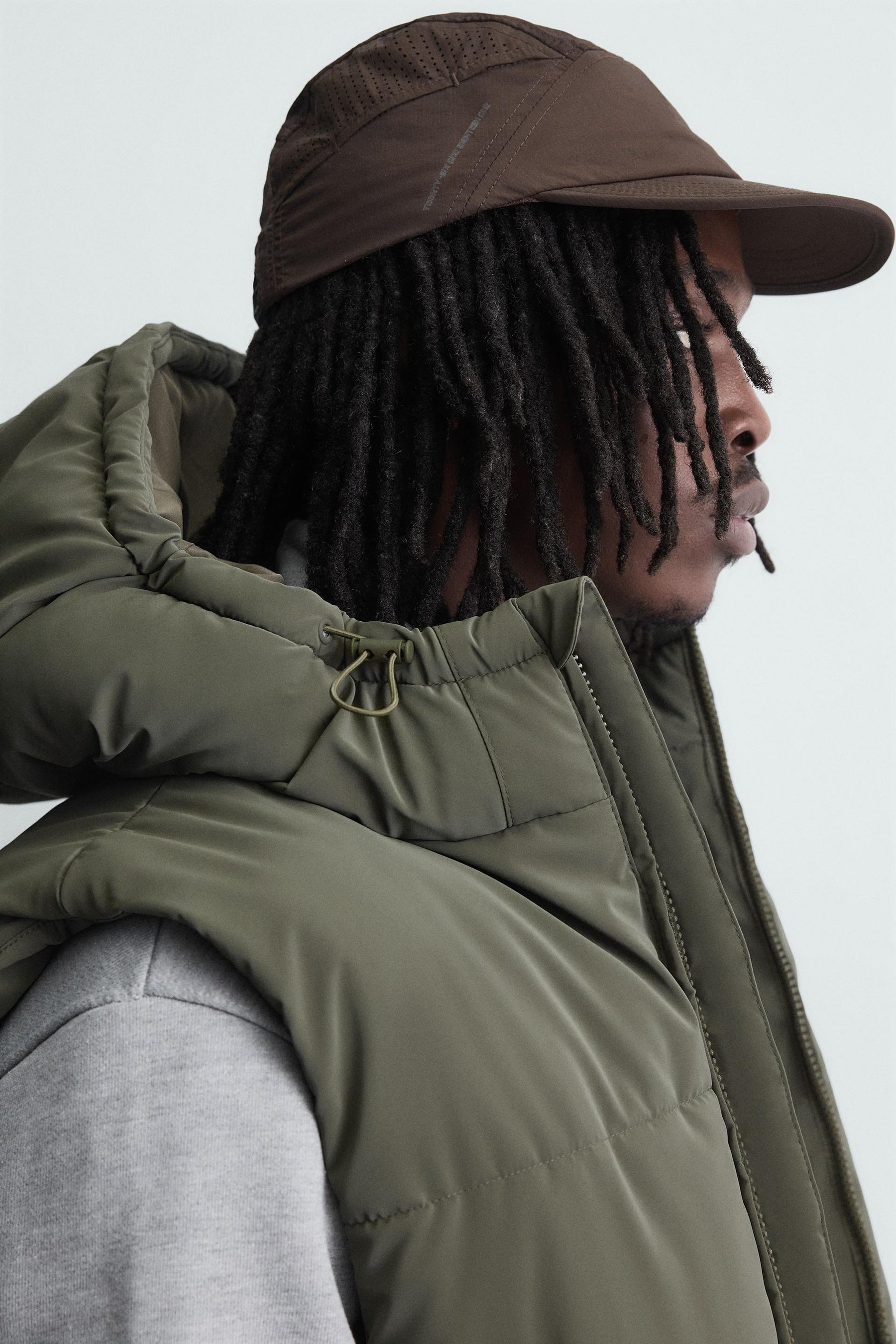 RUBBERISED PUFFER GILET - Image 5