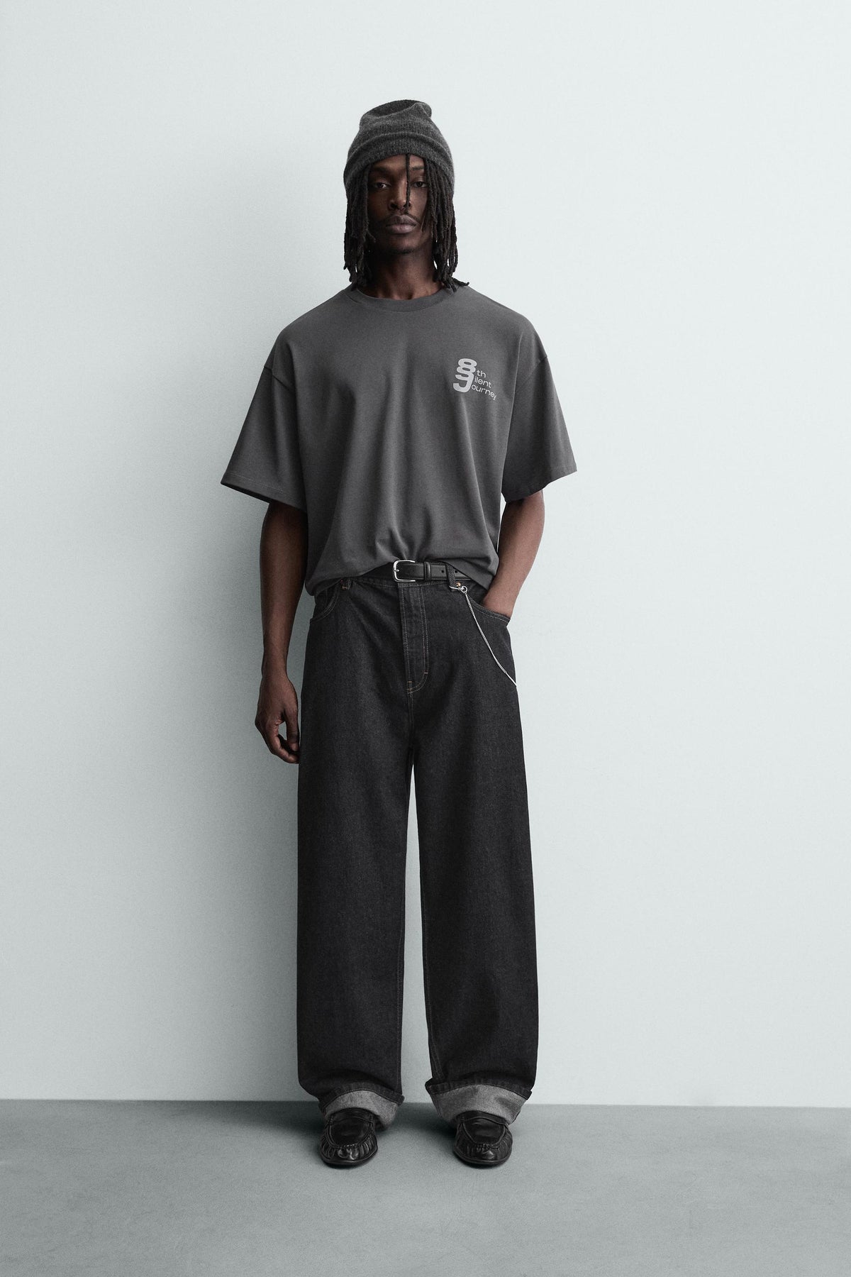 CONTRAST PRINT T-SHIRT - Image 1