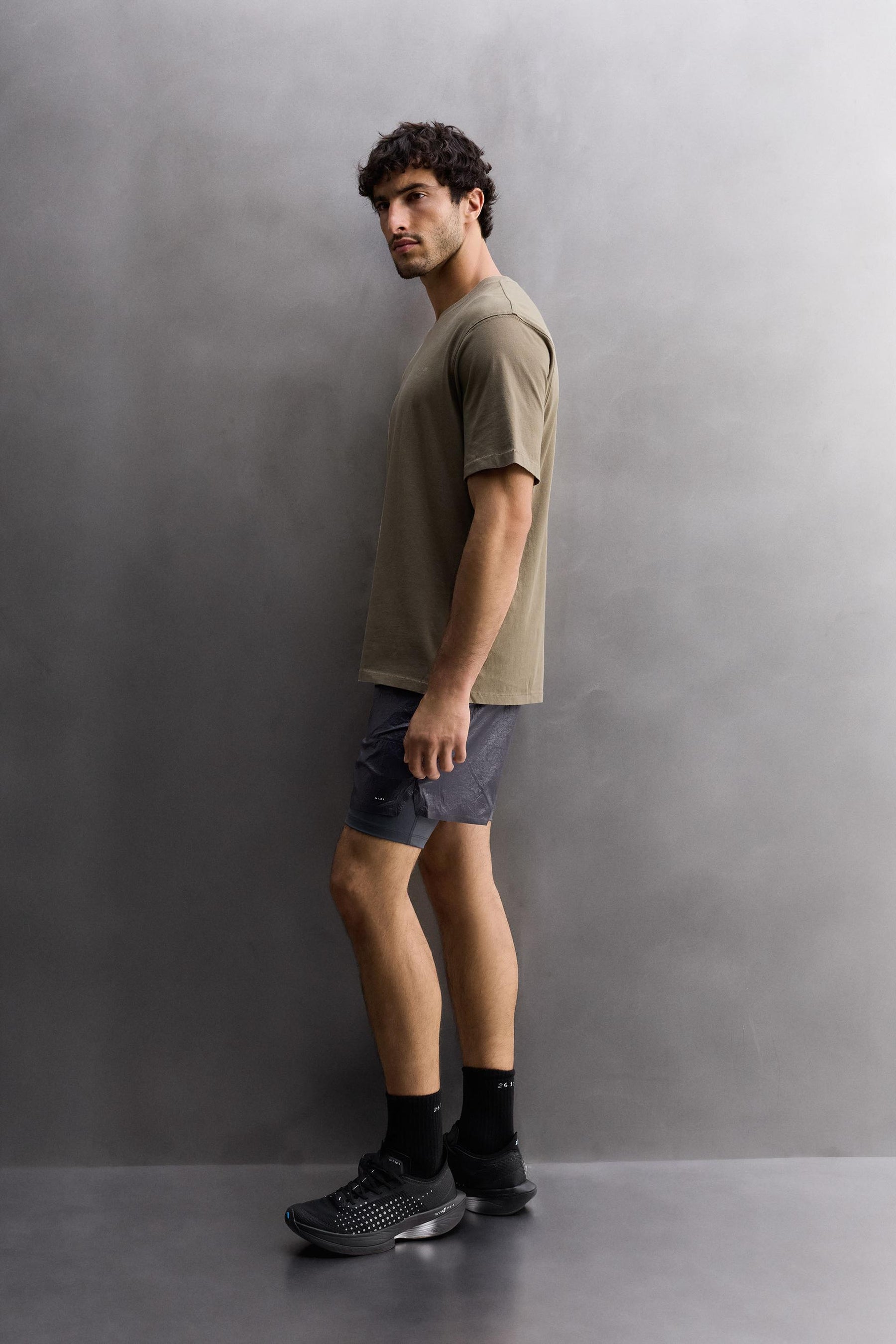 GRAPHIC PRINT T-SHIRT - Image 4