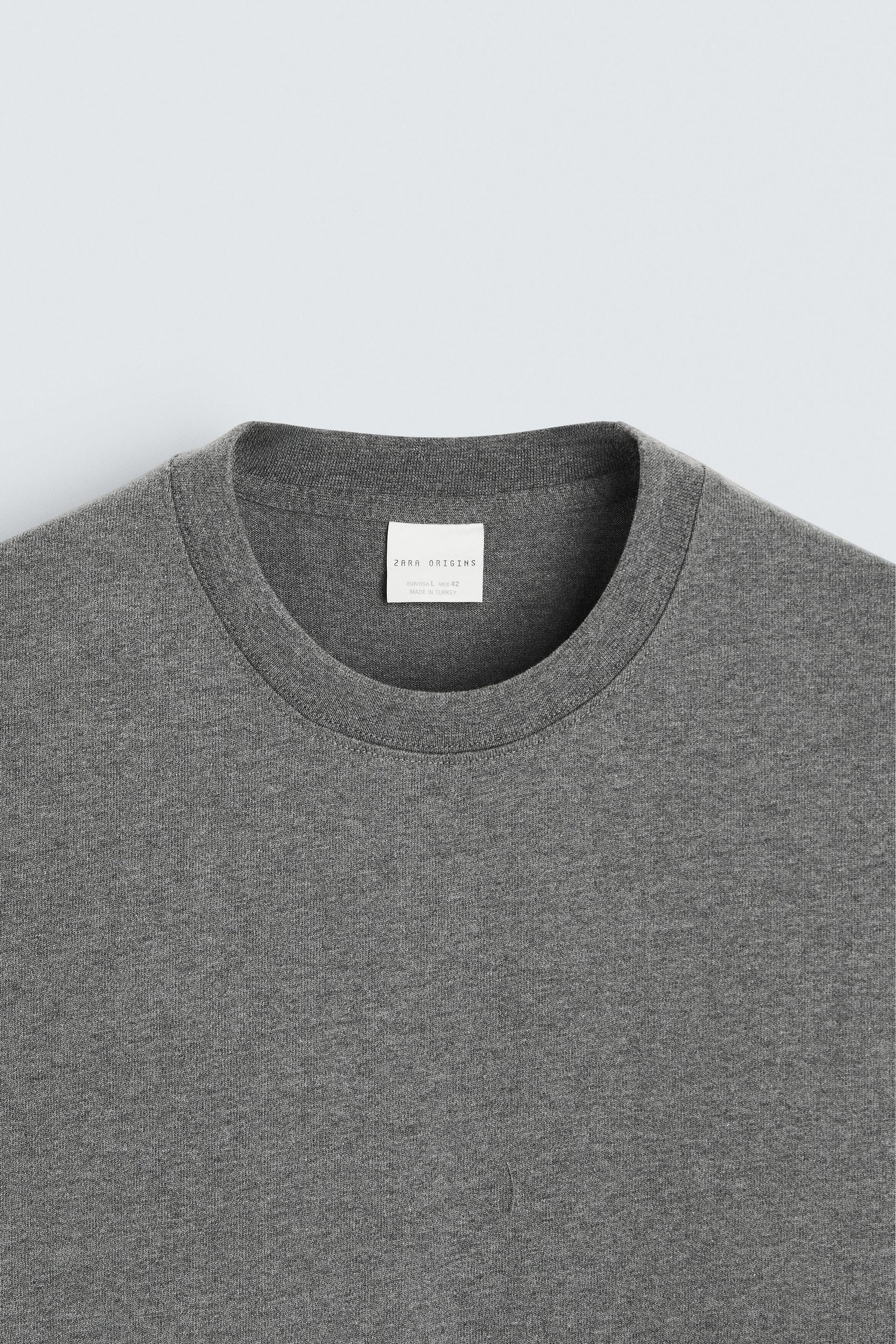 HEAVYWEIGHT SHORT SLEEVE T-SHIRT - Image 7