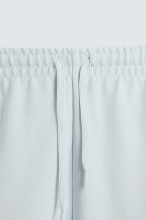 TECHNICAL INTERLOCK BERMUDA SHORTS - Image 8