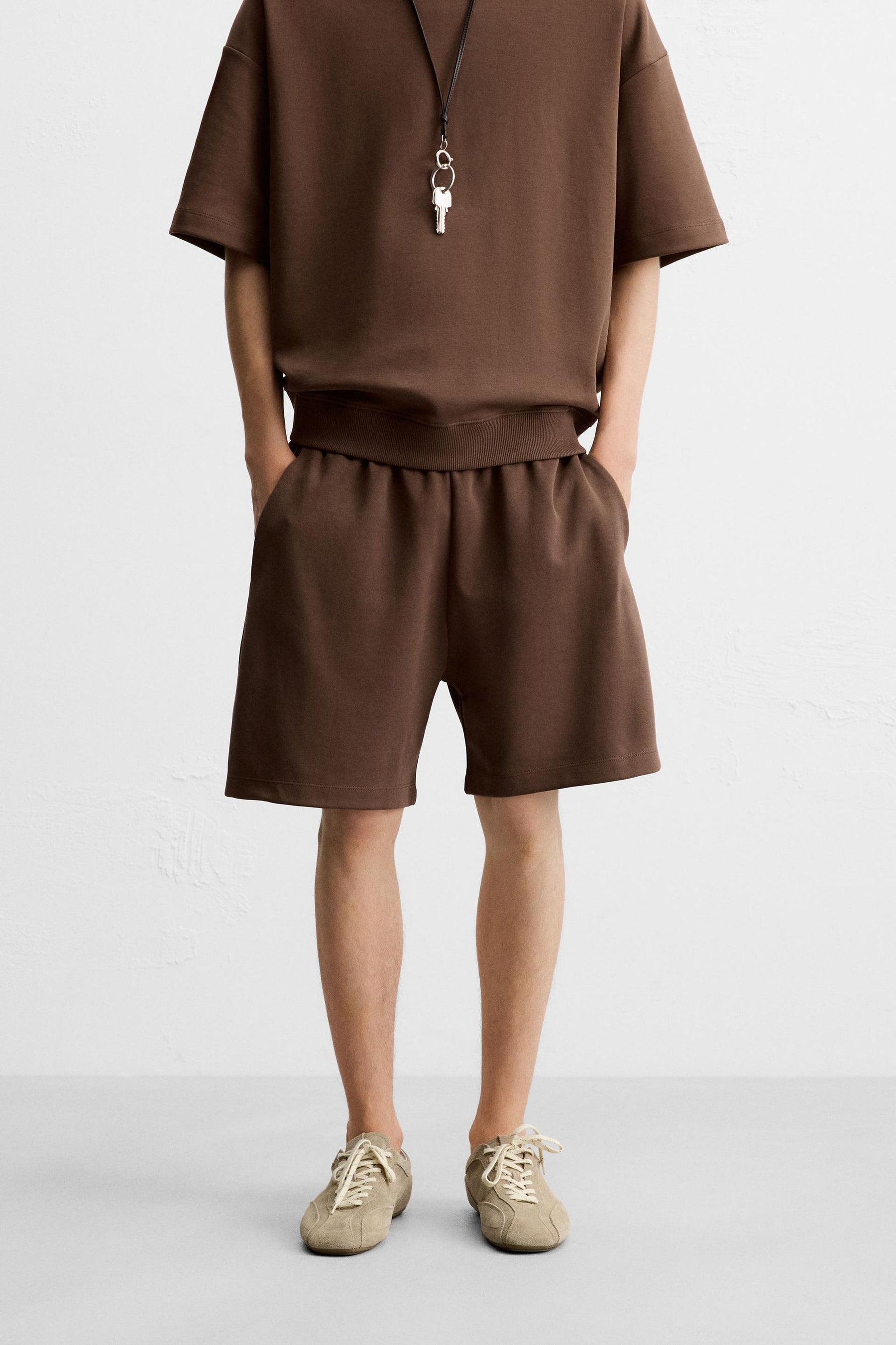 TECHNICAL INTERLOCK BERMUDA SHORTS - Image 2