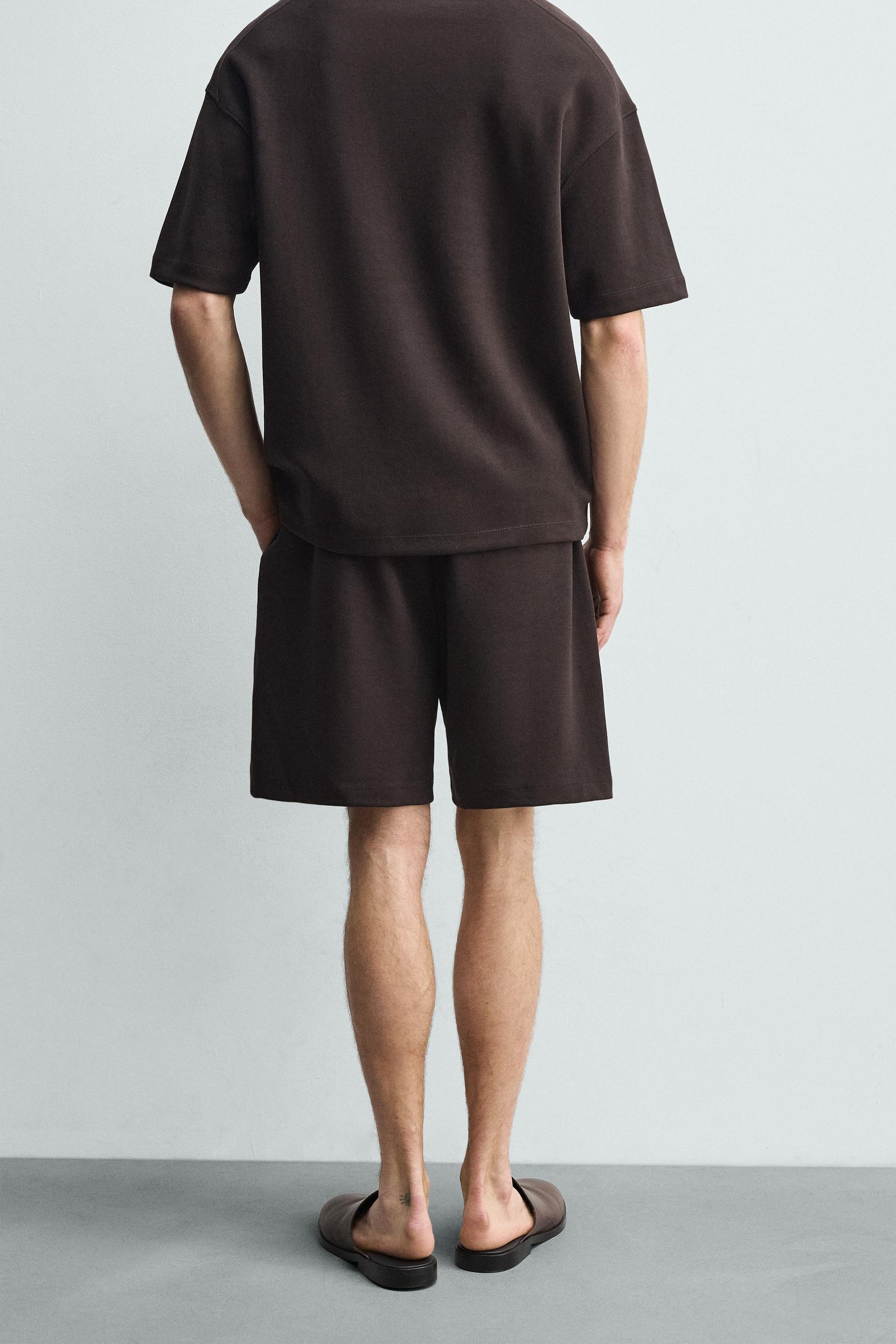 Relaxed Interlock Shorts