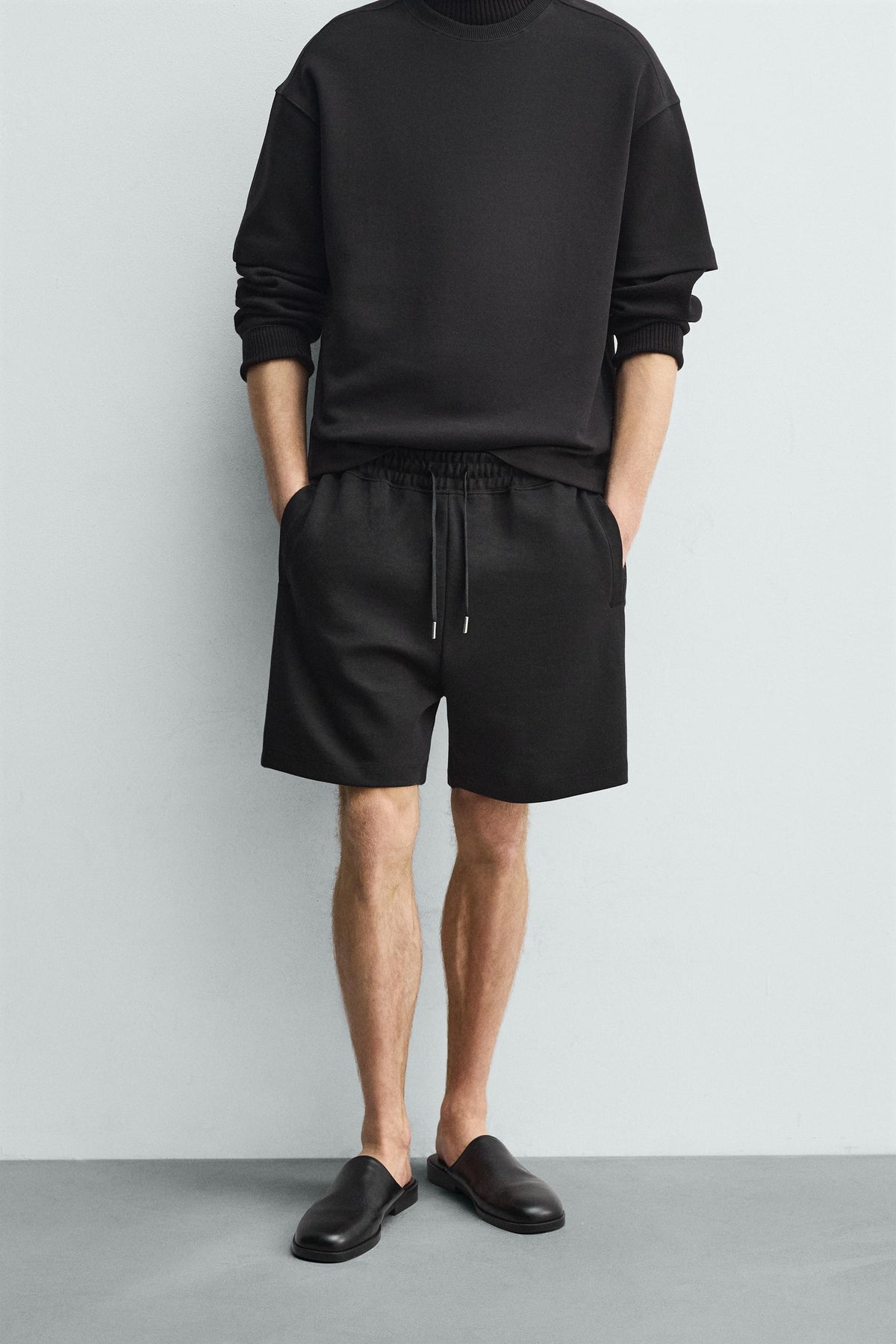 Relaxed Jogger Shorts