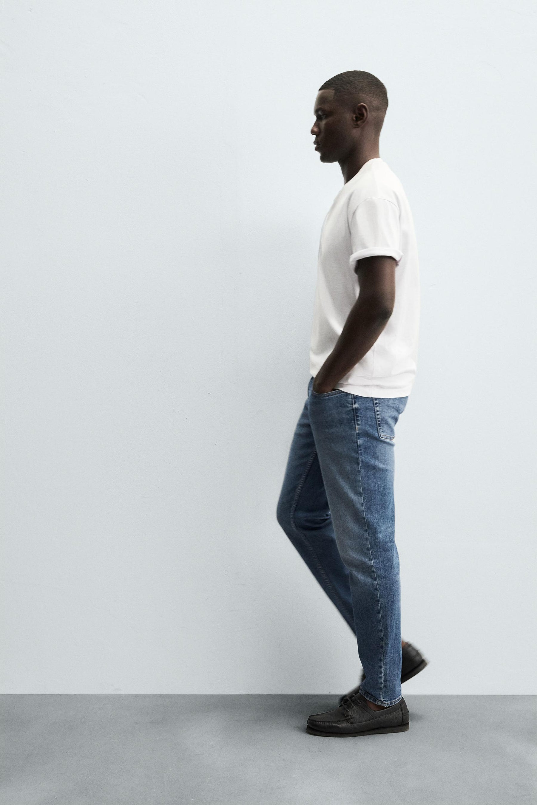 BASIC SLIM FIT JEANS - Image 6