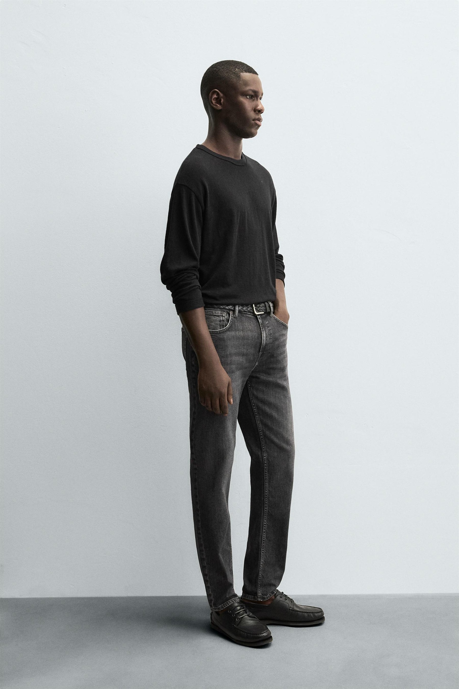 BASIC SLIM FIT JEANS - Image 4