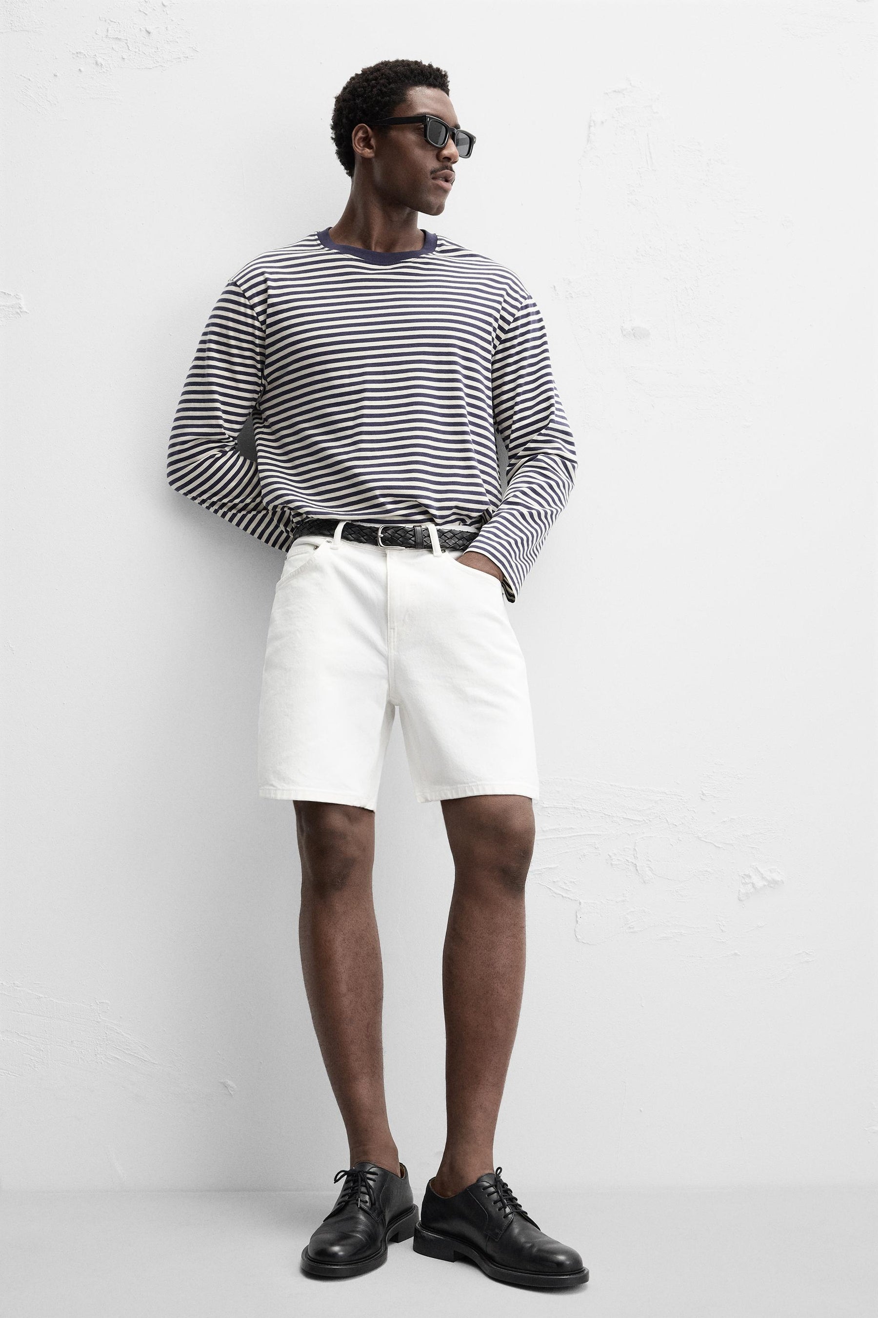 REGULAR FIT DENIM BERMUDA SHORTS - Image 4