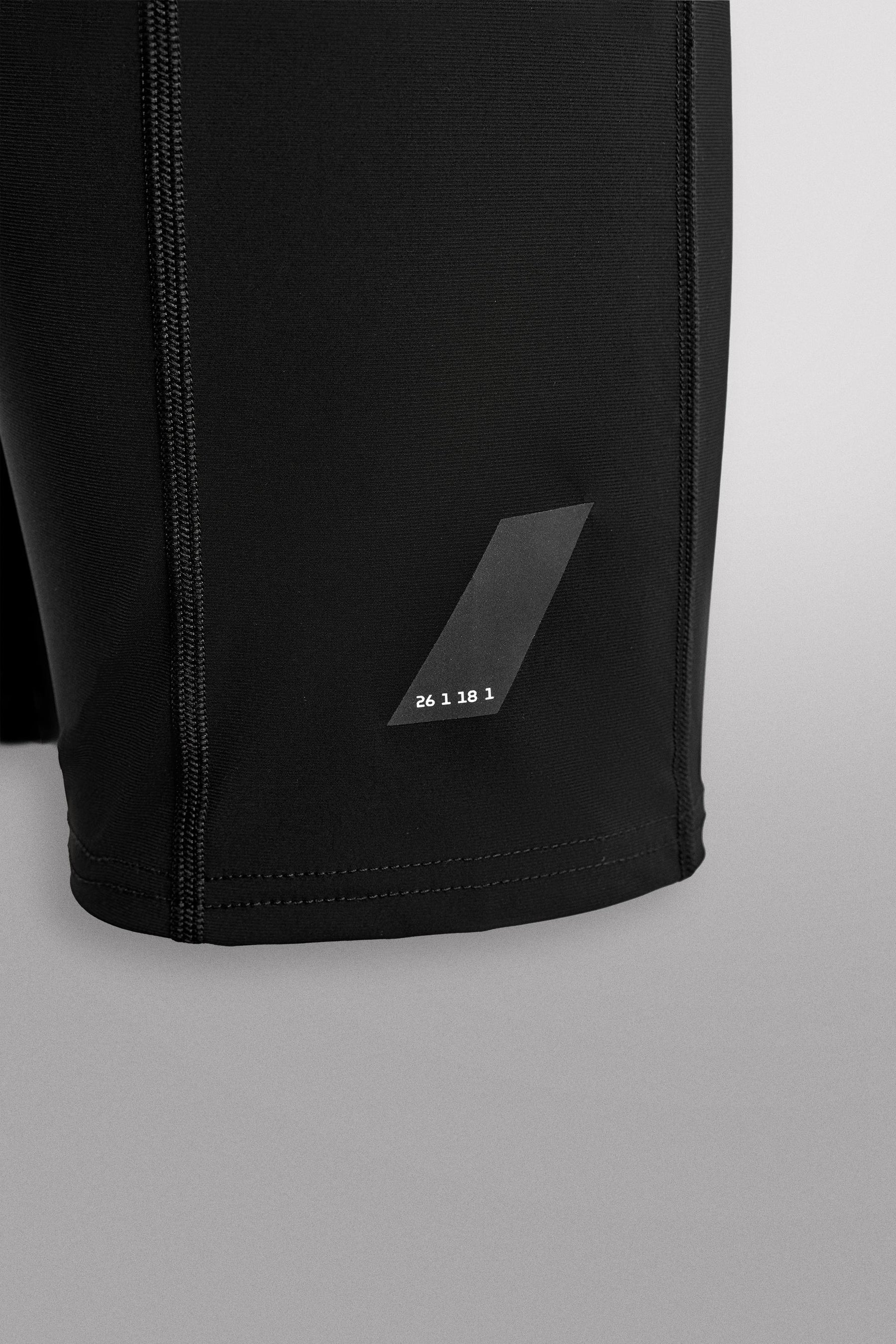 COMPRESSION RUNNING TIGHTS - Image 8