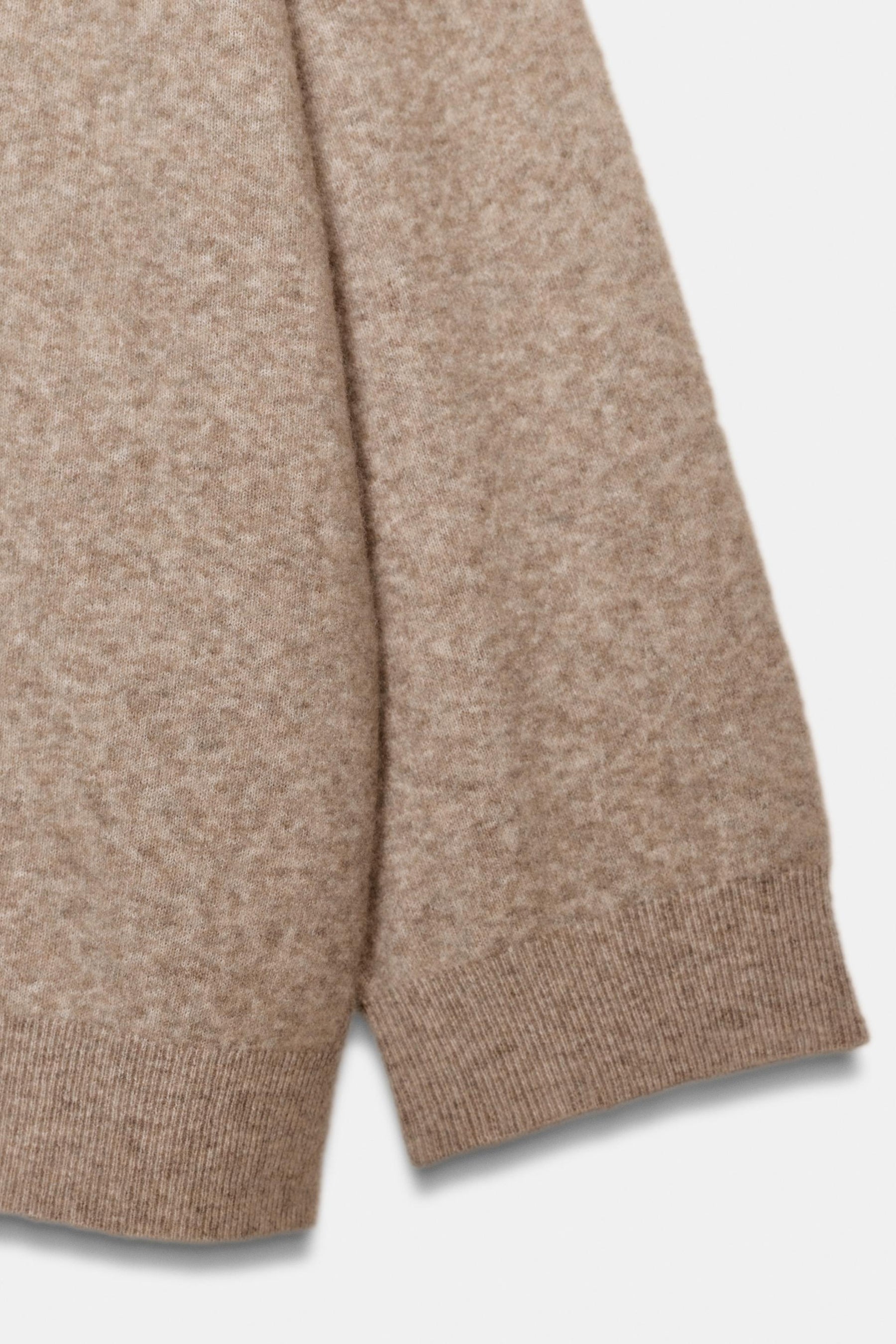 OVERSIZED WOOL JUMPER