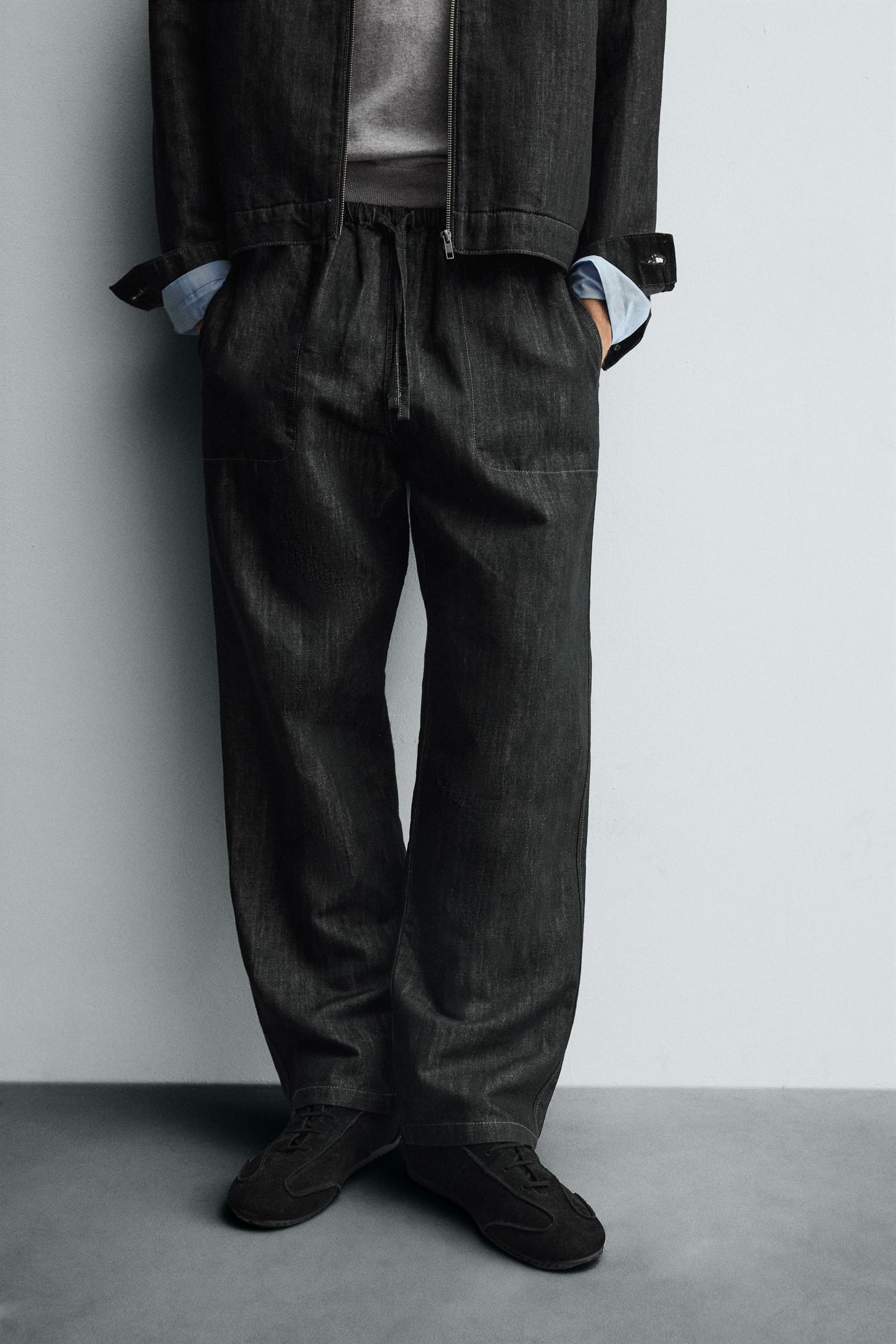 RELAXED FIT JOGGER JEANS - Image 5