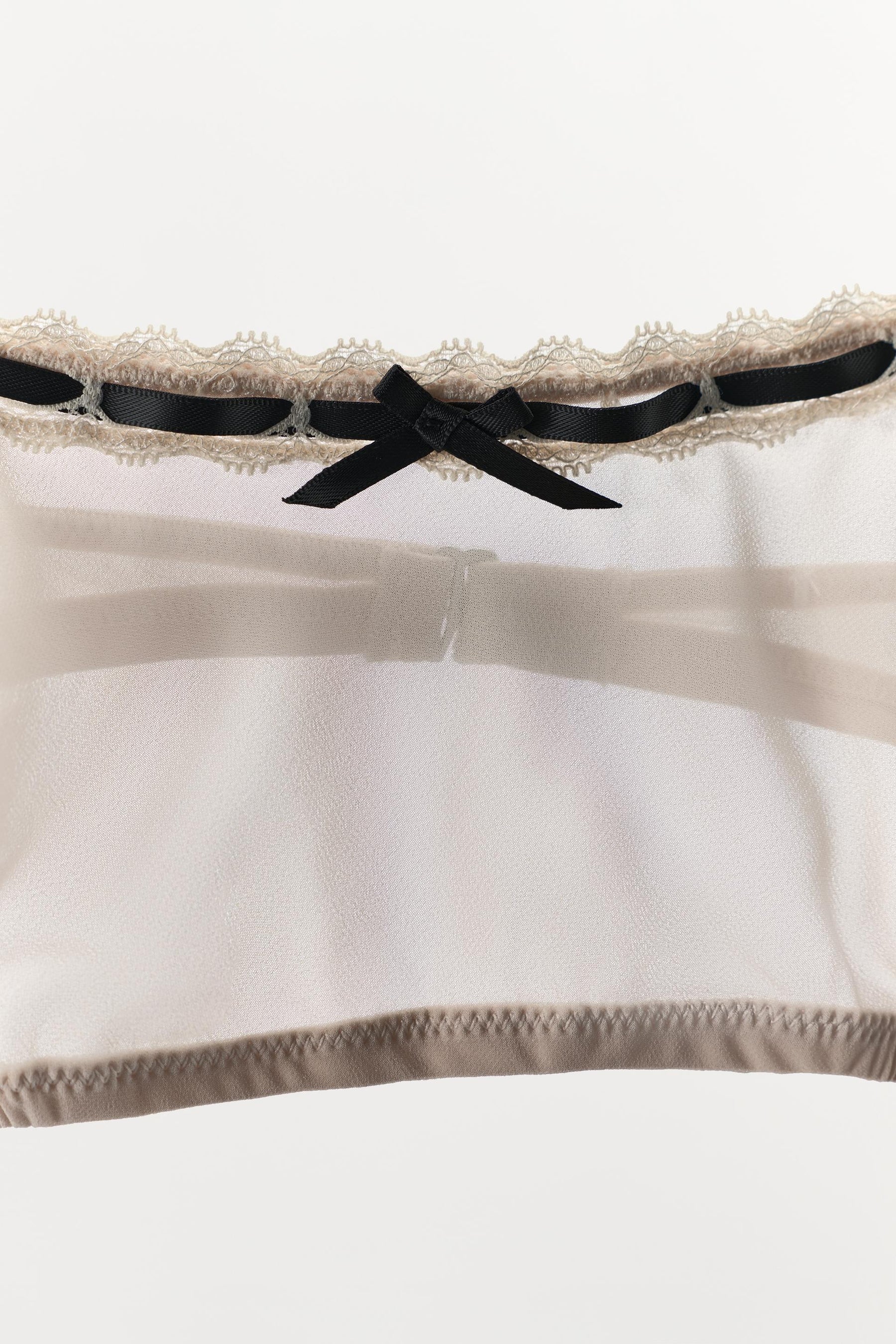 CONTRAST BOW BRALETTE