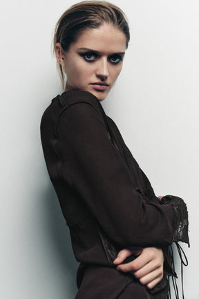 LACE SHIRT WITH BOWS