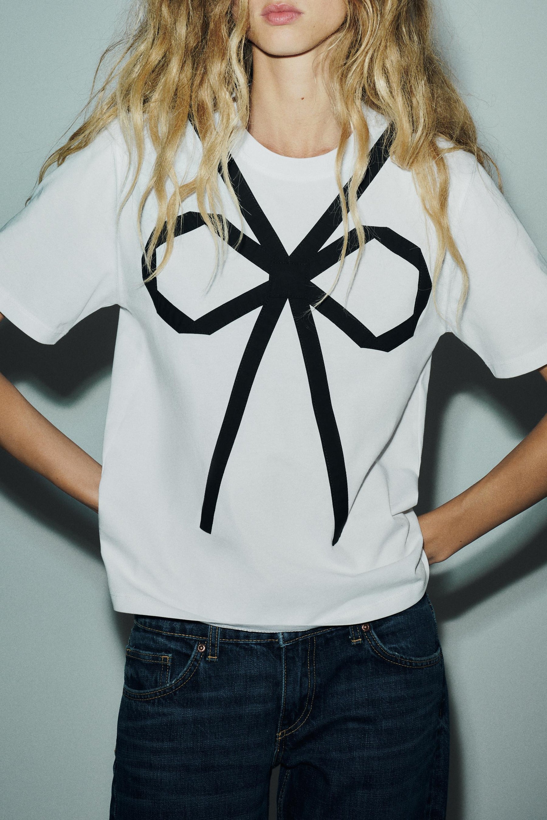 Contrast Bow T-Shirt