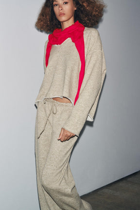 V-NECK RUSTIC SWEATSHIRT