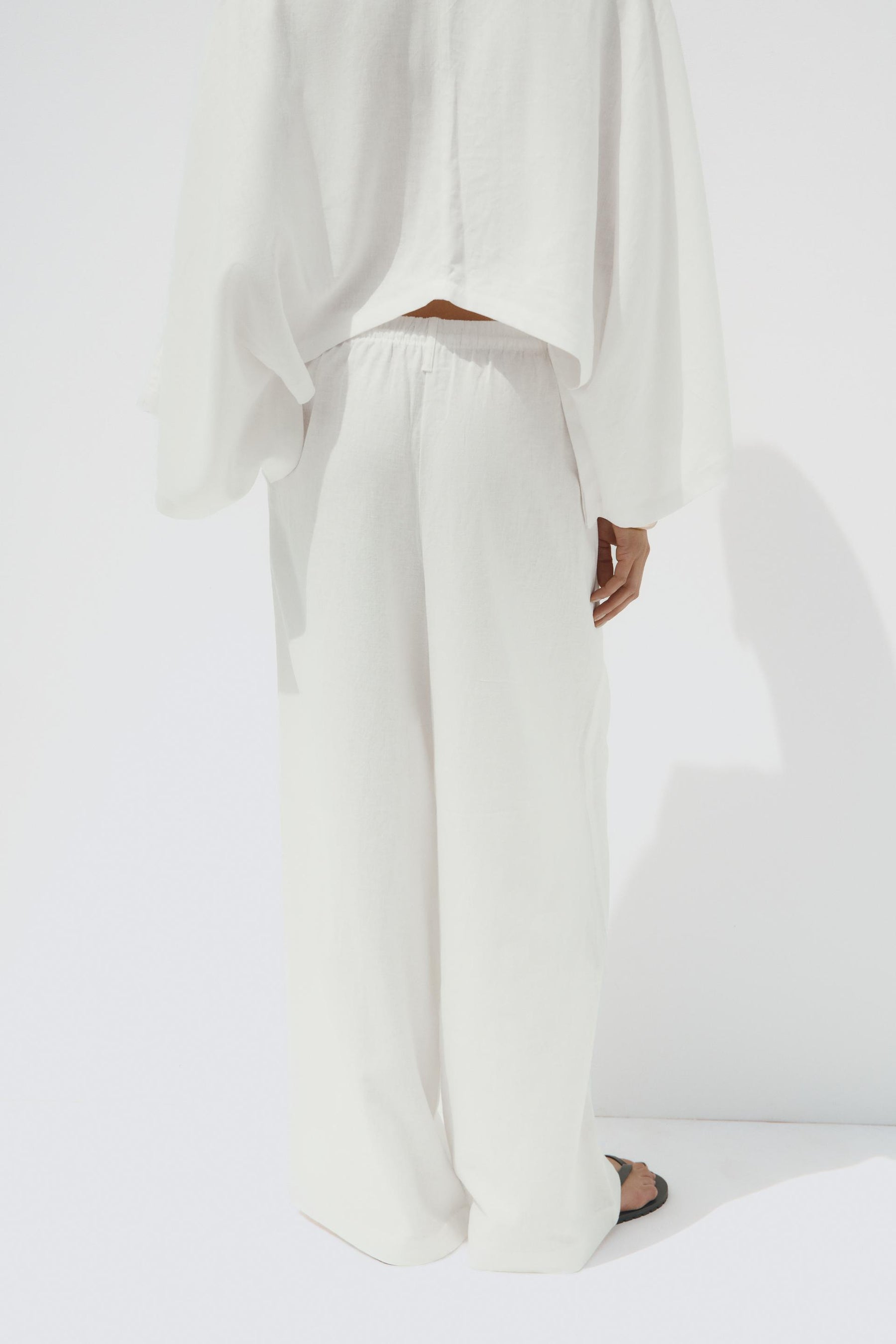 LINEN TROUSERS