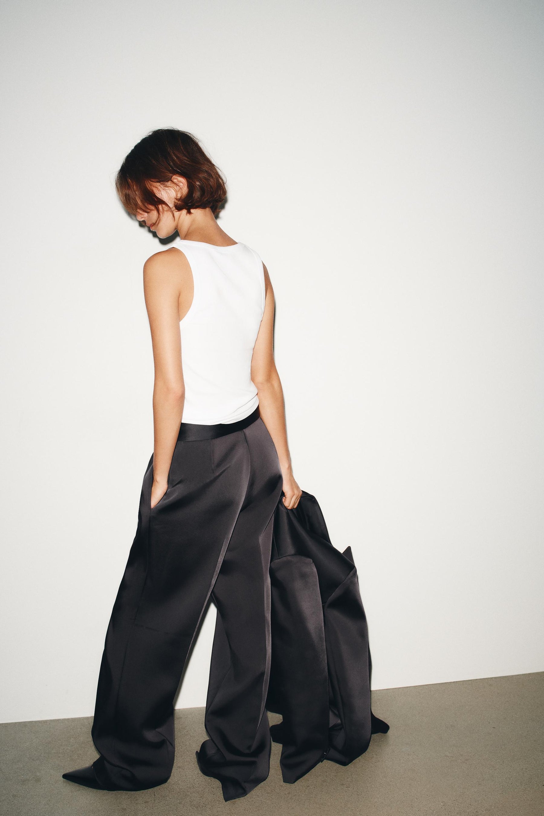 SATIN PLEATED TROUSERS