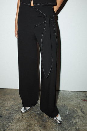 Tie-Waist Trousers with Topstitching