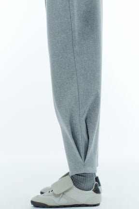 Pleated Soft Trousers