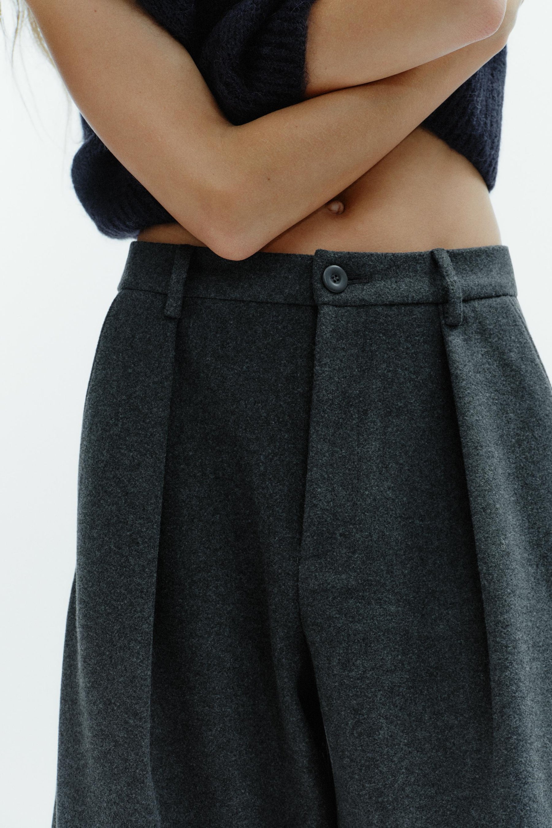 Pleated Balloon Trousers