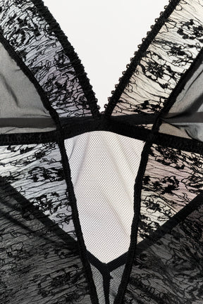 Pleated Lace Floral Embroidery