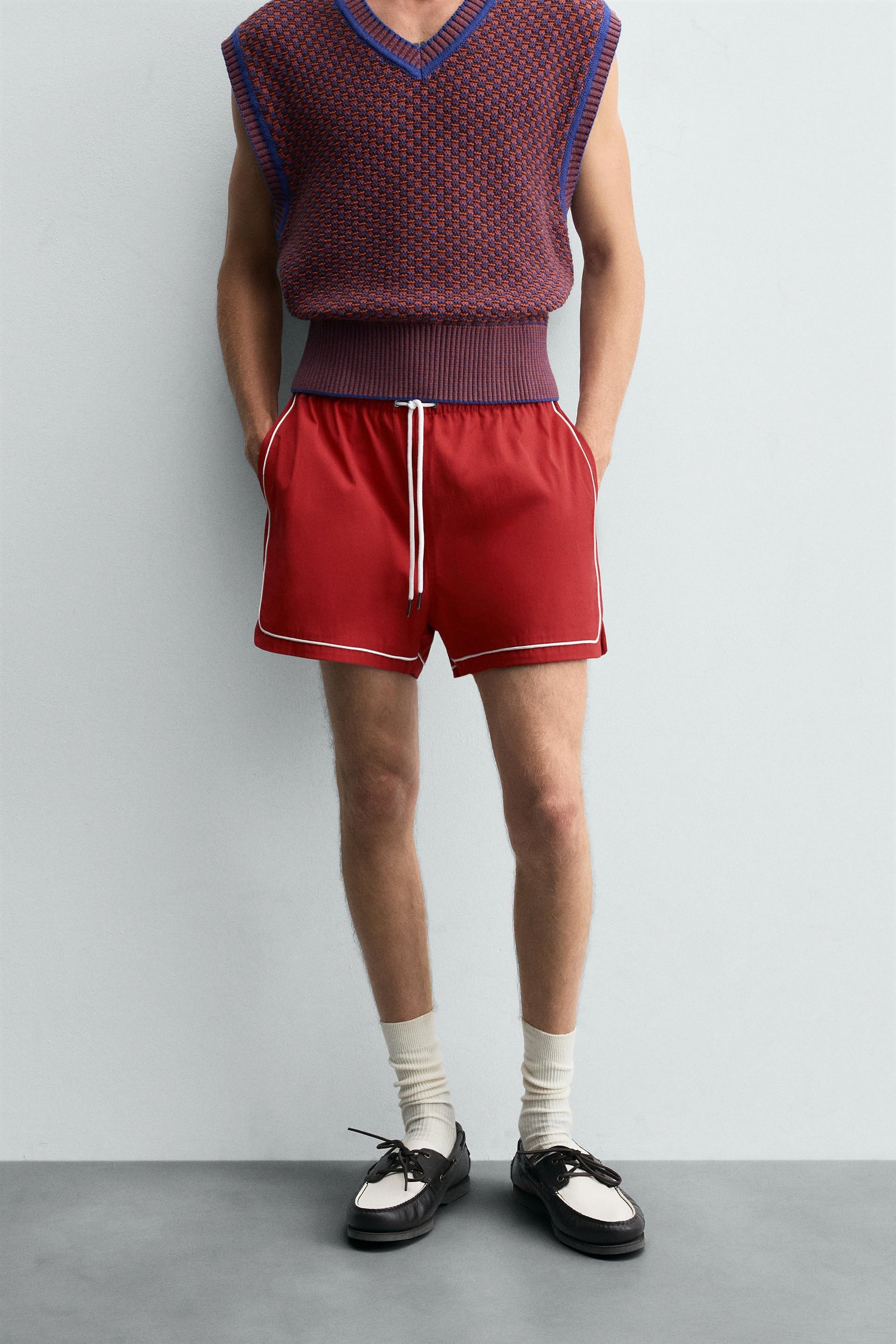 CONTRAST TRIM SHORTS - Image 2