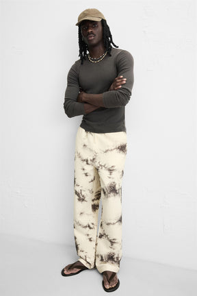 TIE DYE PRINTED TEXTURED TROUSERS - Image 5