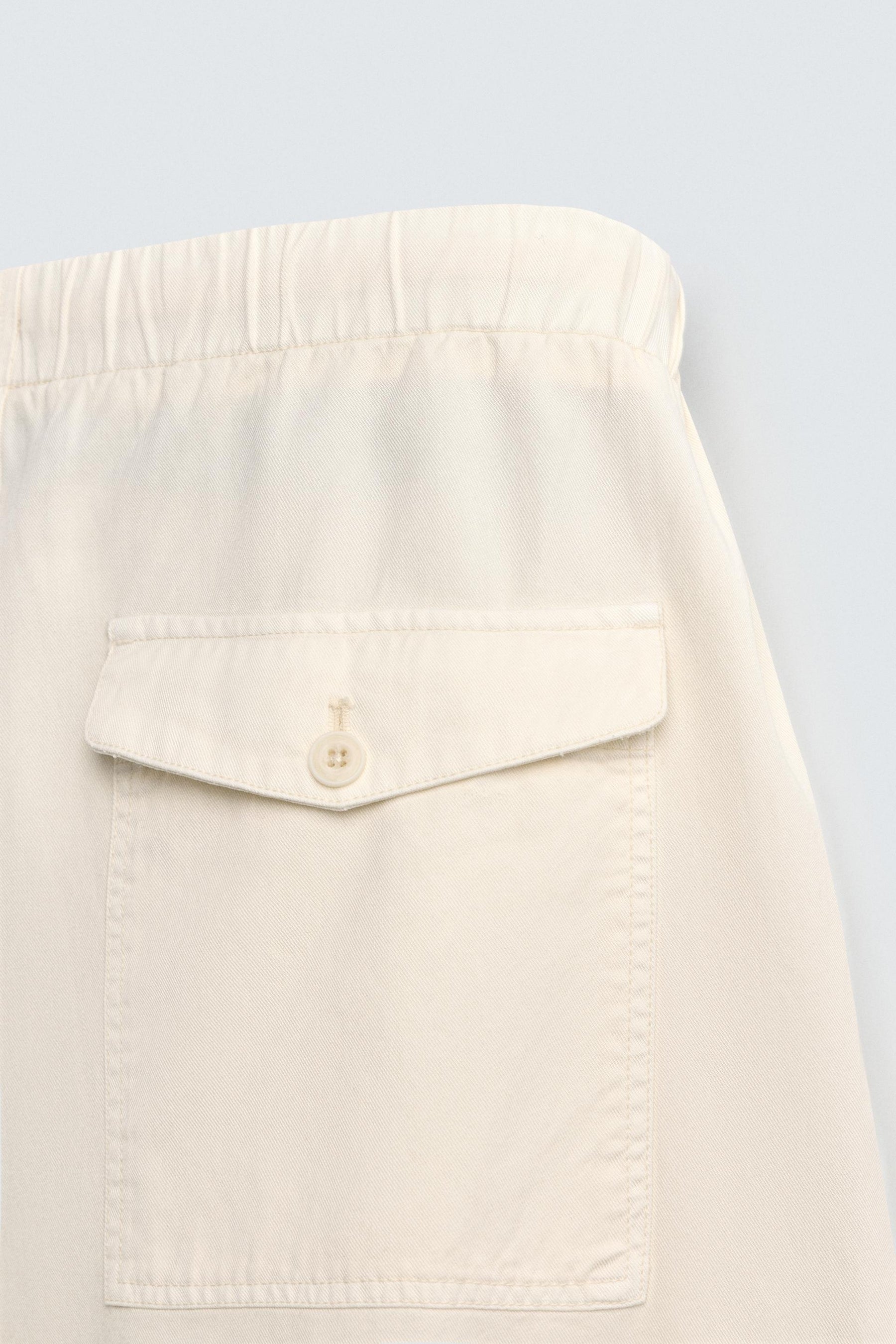 LYOCELL-COTTON RELAXED FIT BERMUDA SHORTS - Image 9