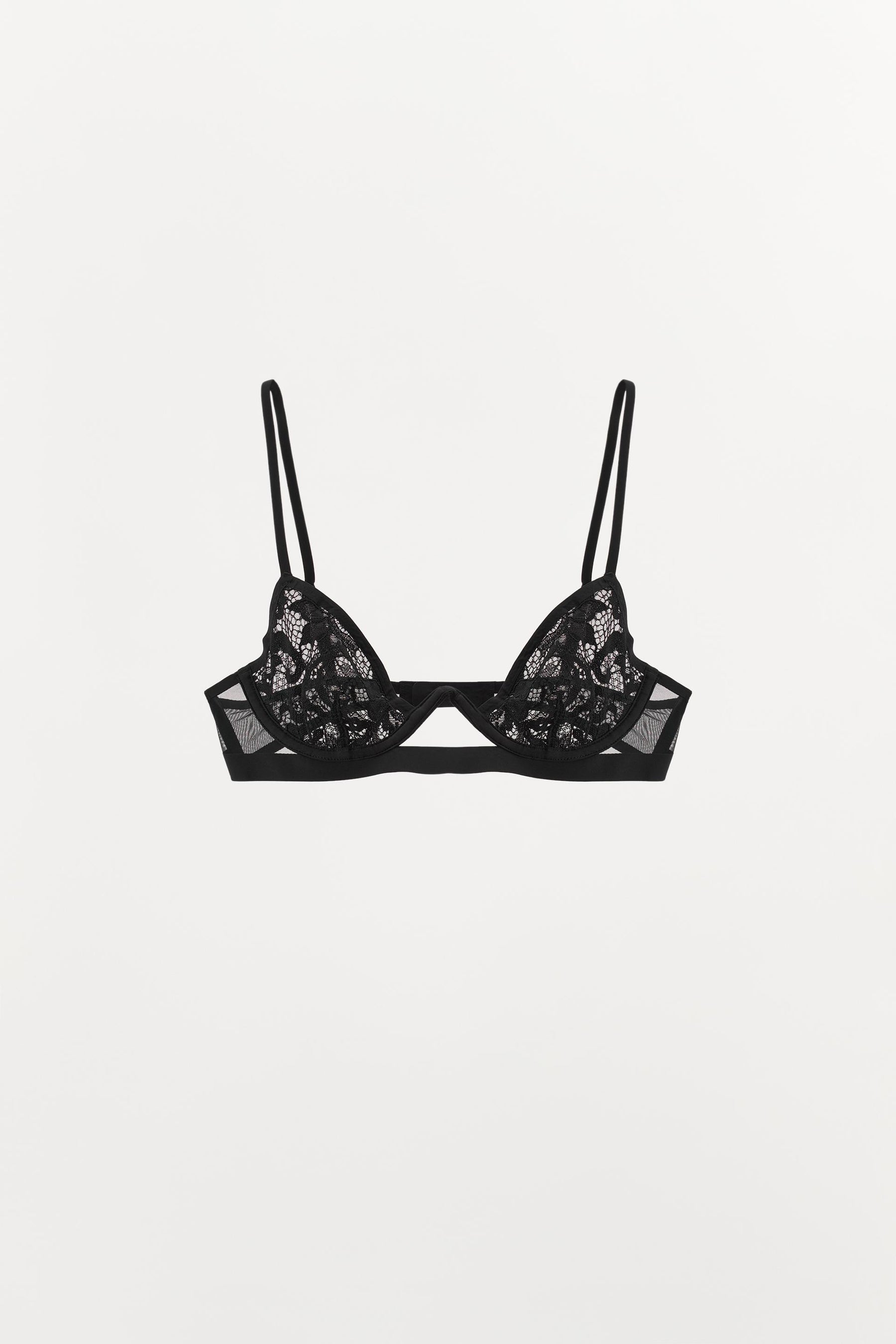 Lace underwired bra