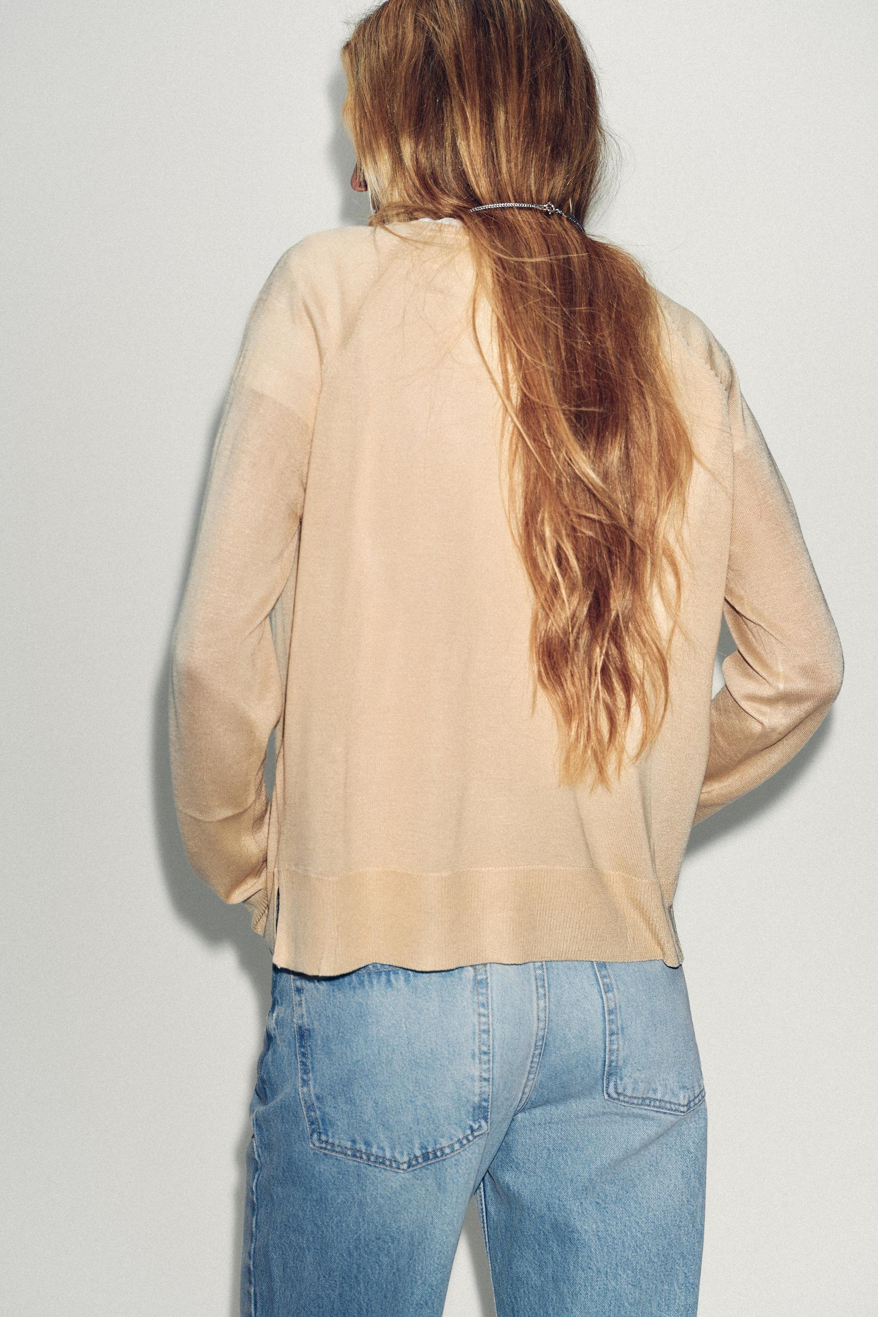 FINE KNIT SWEATER - Image 4