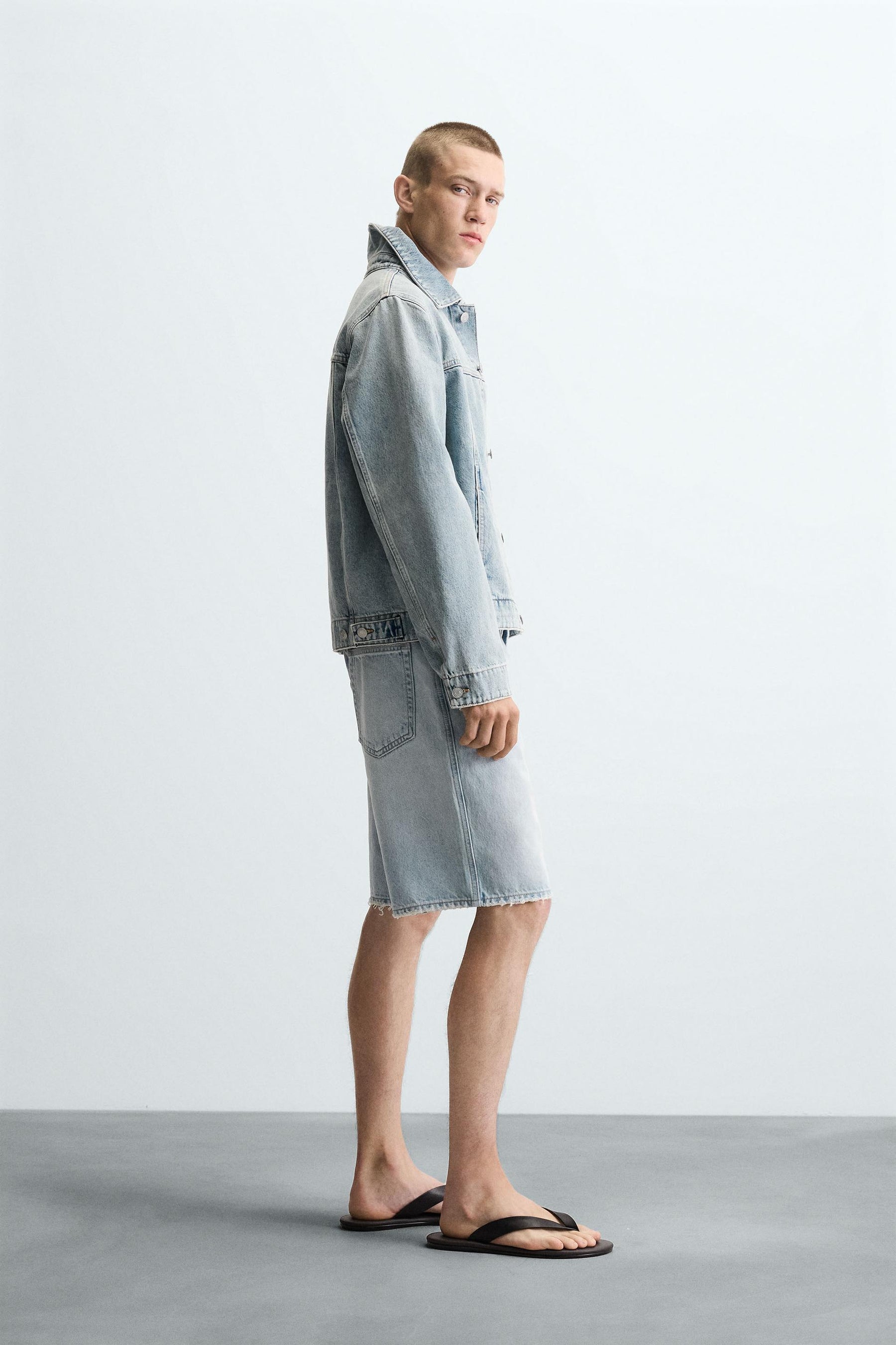 BASIC DENIM JACKET - Image 4