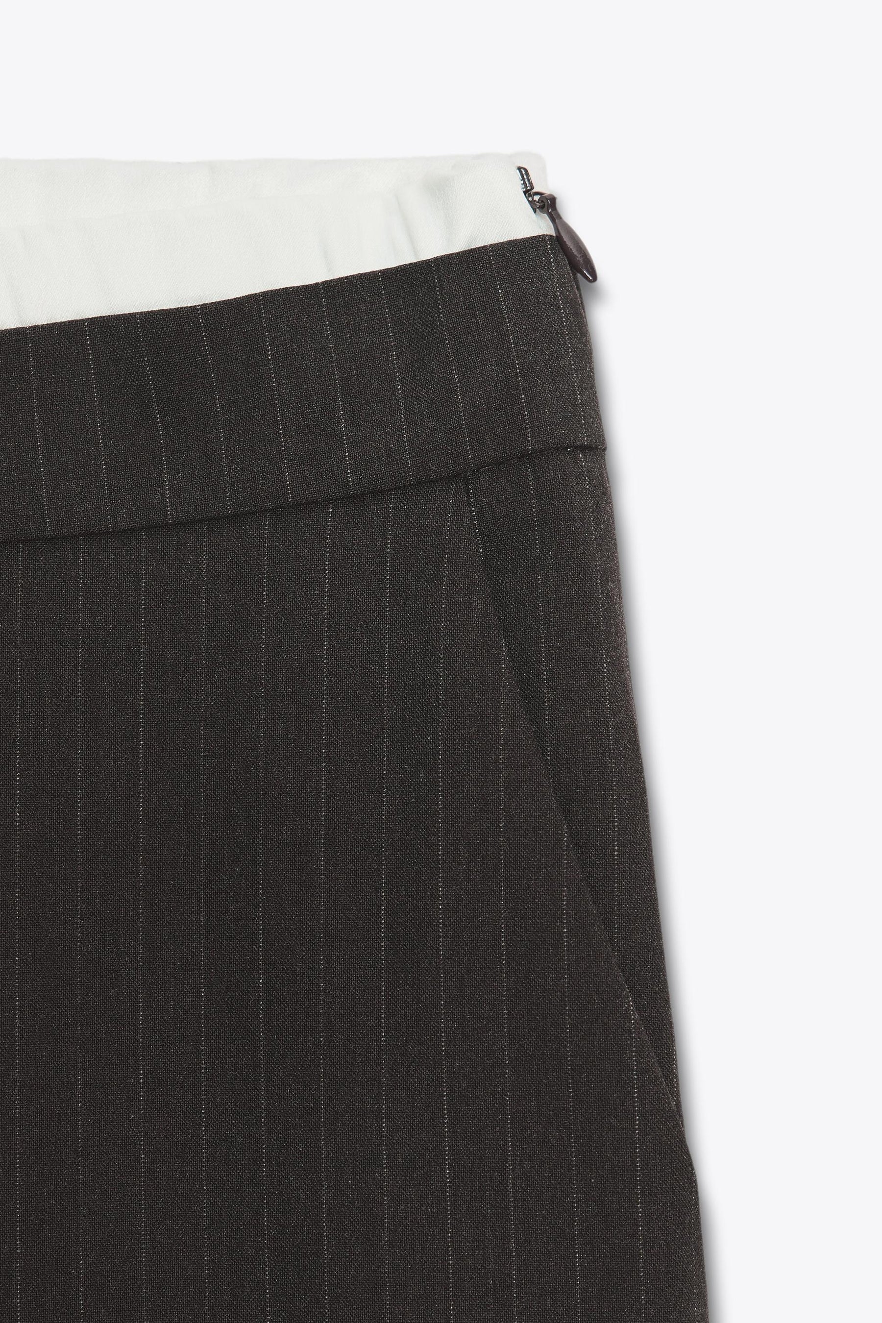 Straight-leg trousers with waist