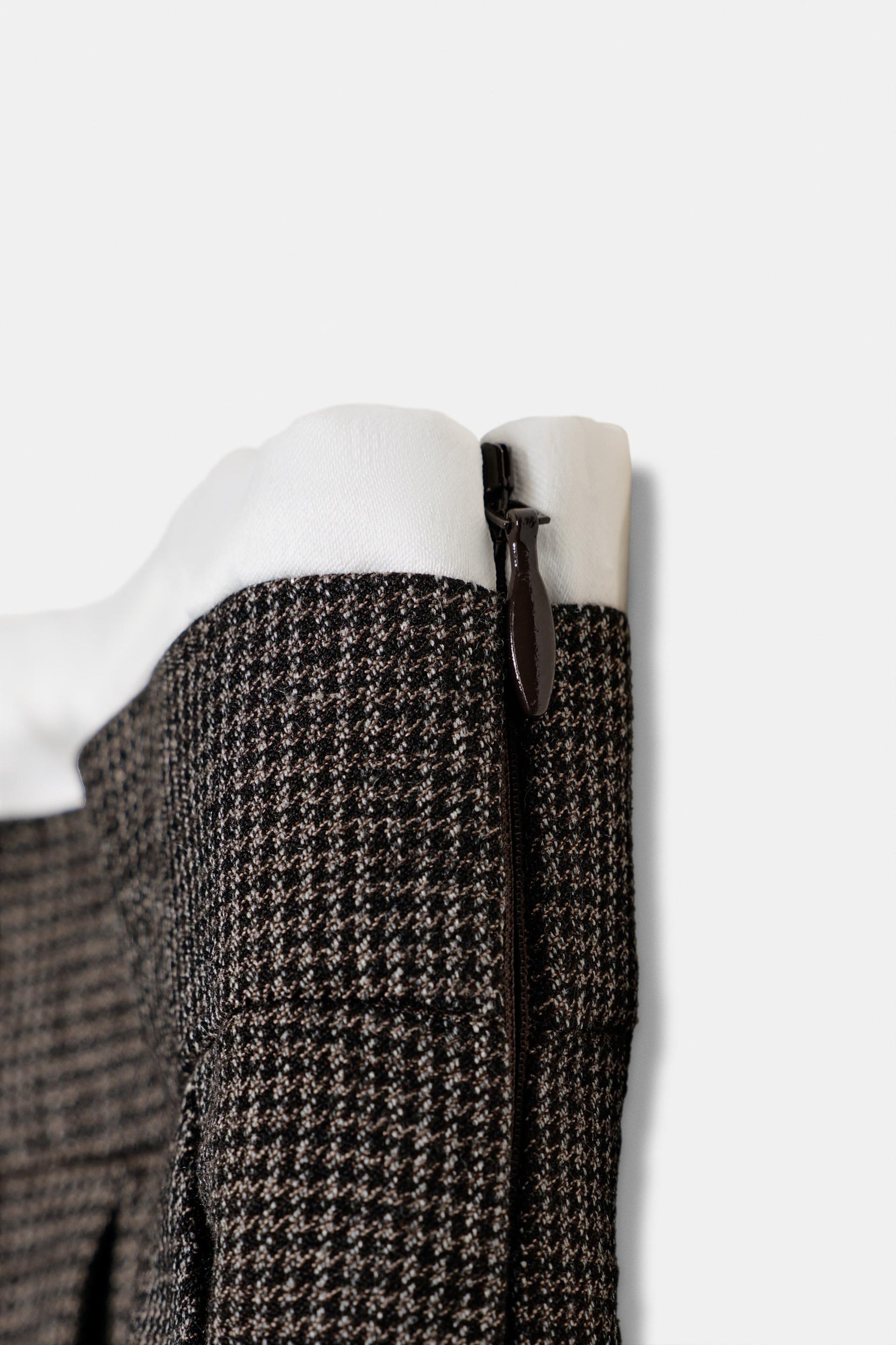 Wide-Leg Houndstooth Trousers